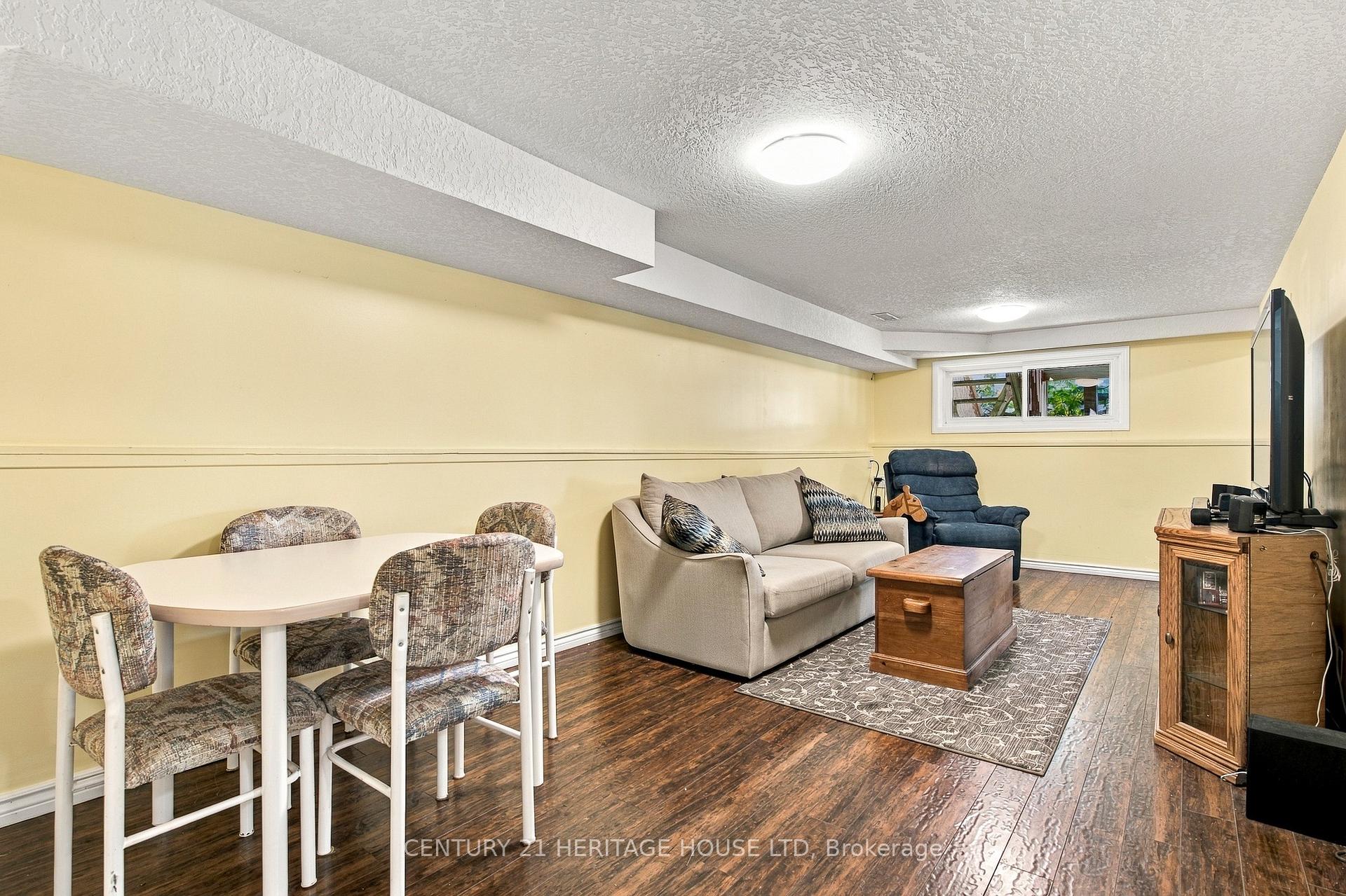 Photo 21 of 664 Hillview Road, Cambridge, Preston North — HOMEH