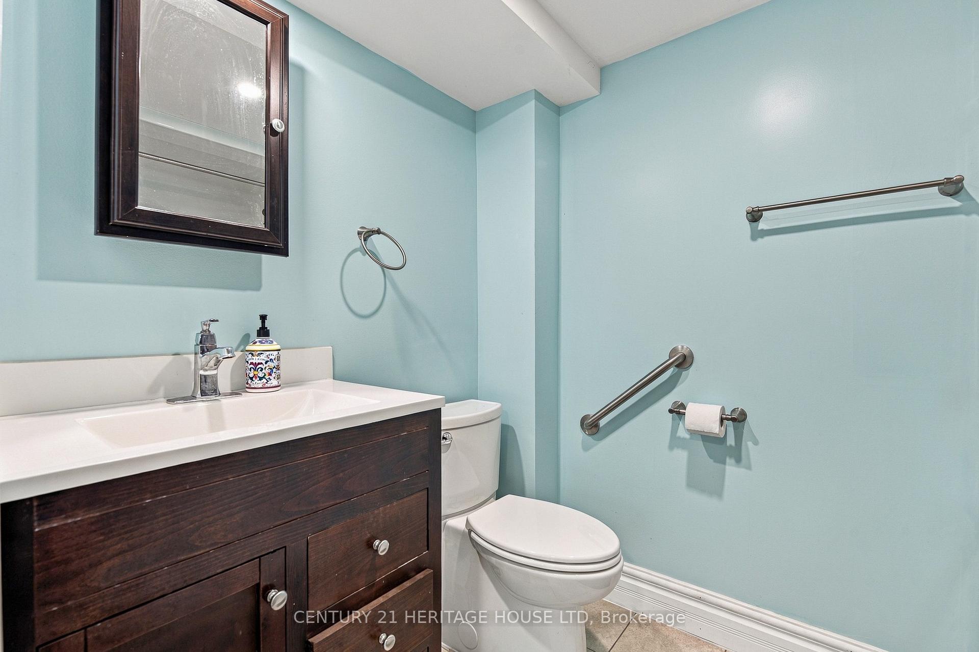 Photo 25 of 664 Hillview Road, Cambridge, Preston North — HOMEH