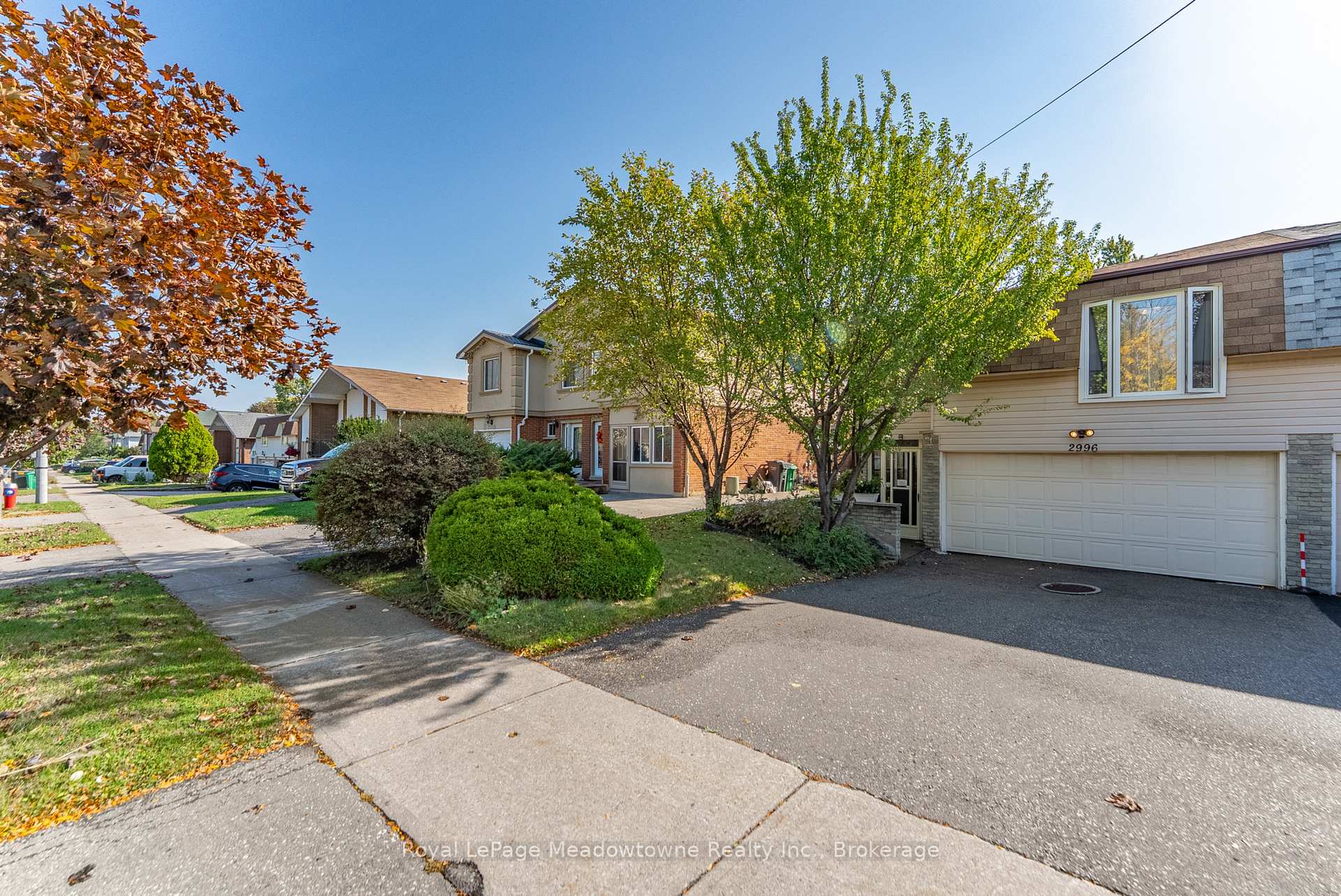 Photo 2 of 2996 Windjammer Road, Mississauga, Erin Mills — HOMEH
