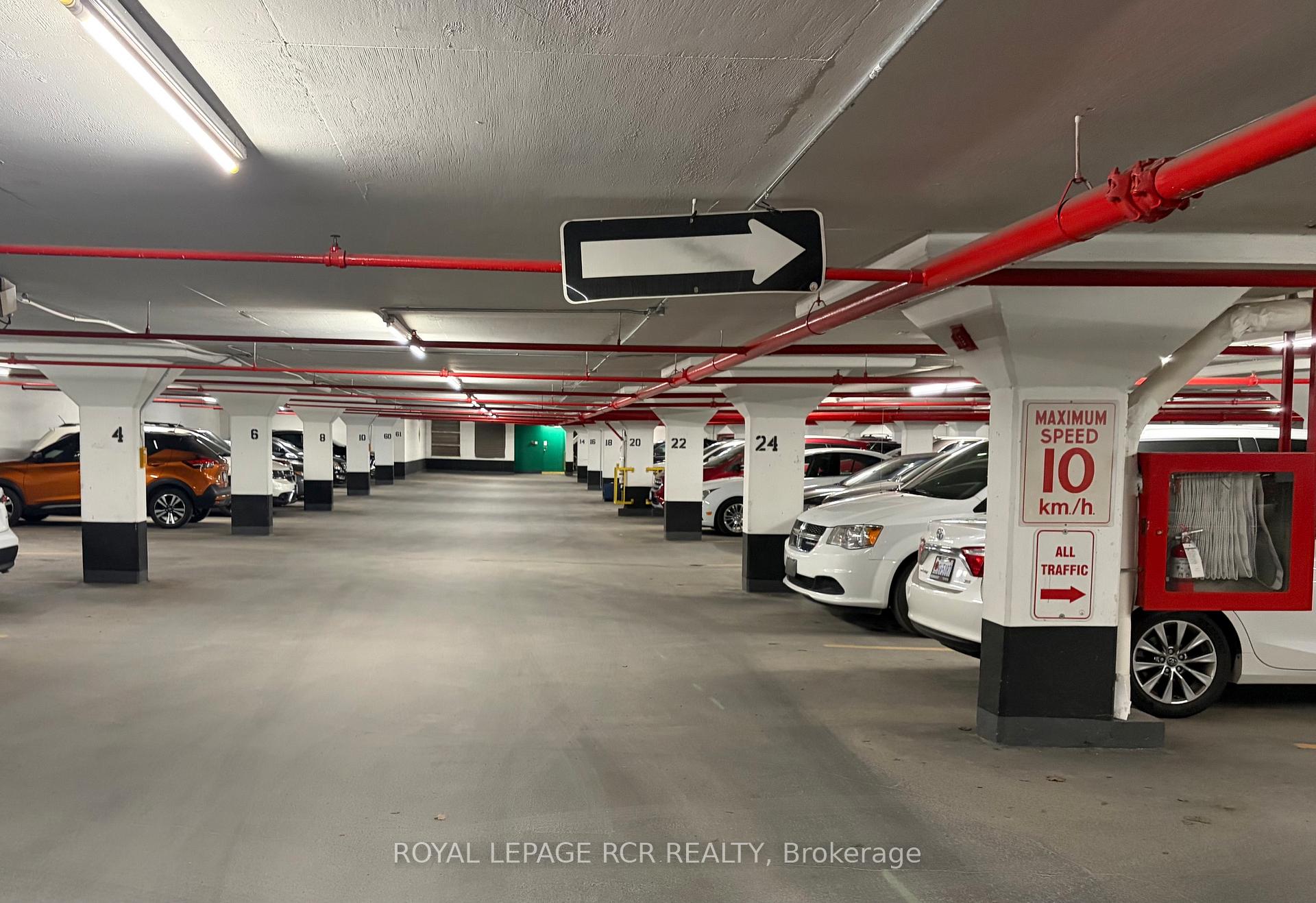 Photo 23 of Unit 1011, 40 William Roe Boulevard, Newmarket, Central Newmarket — HOMEH
