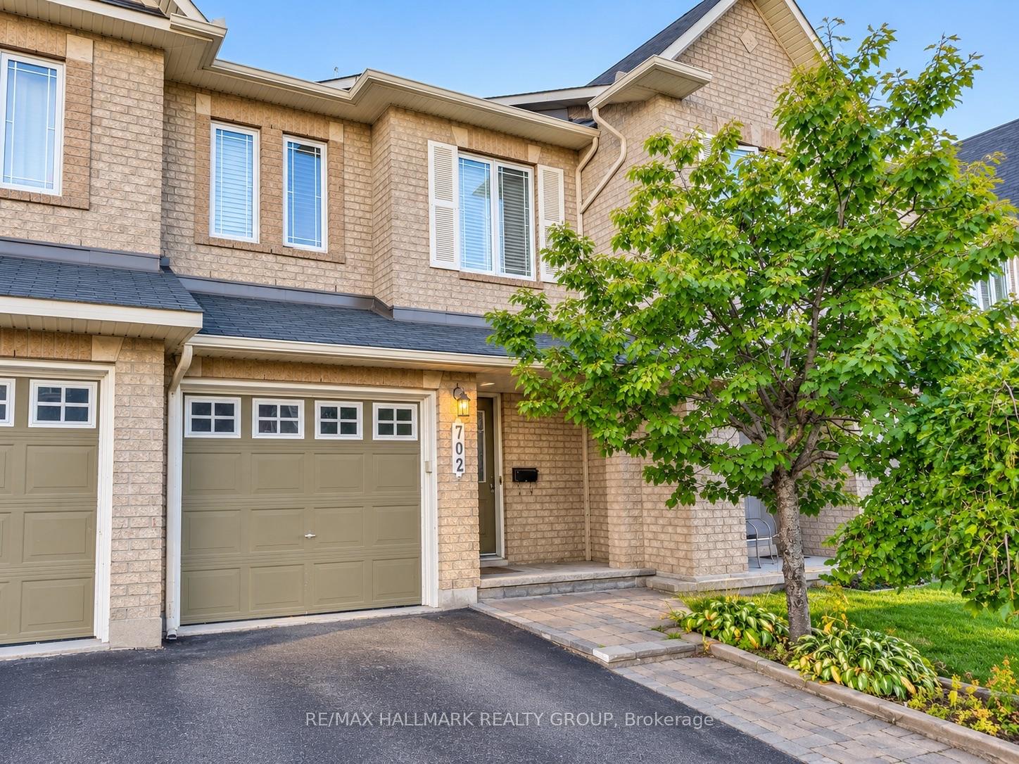 Photo 2 of 702 Whaley Ridge, Ottawa, Avalon East — HOMEH