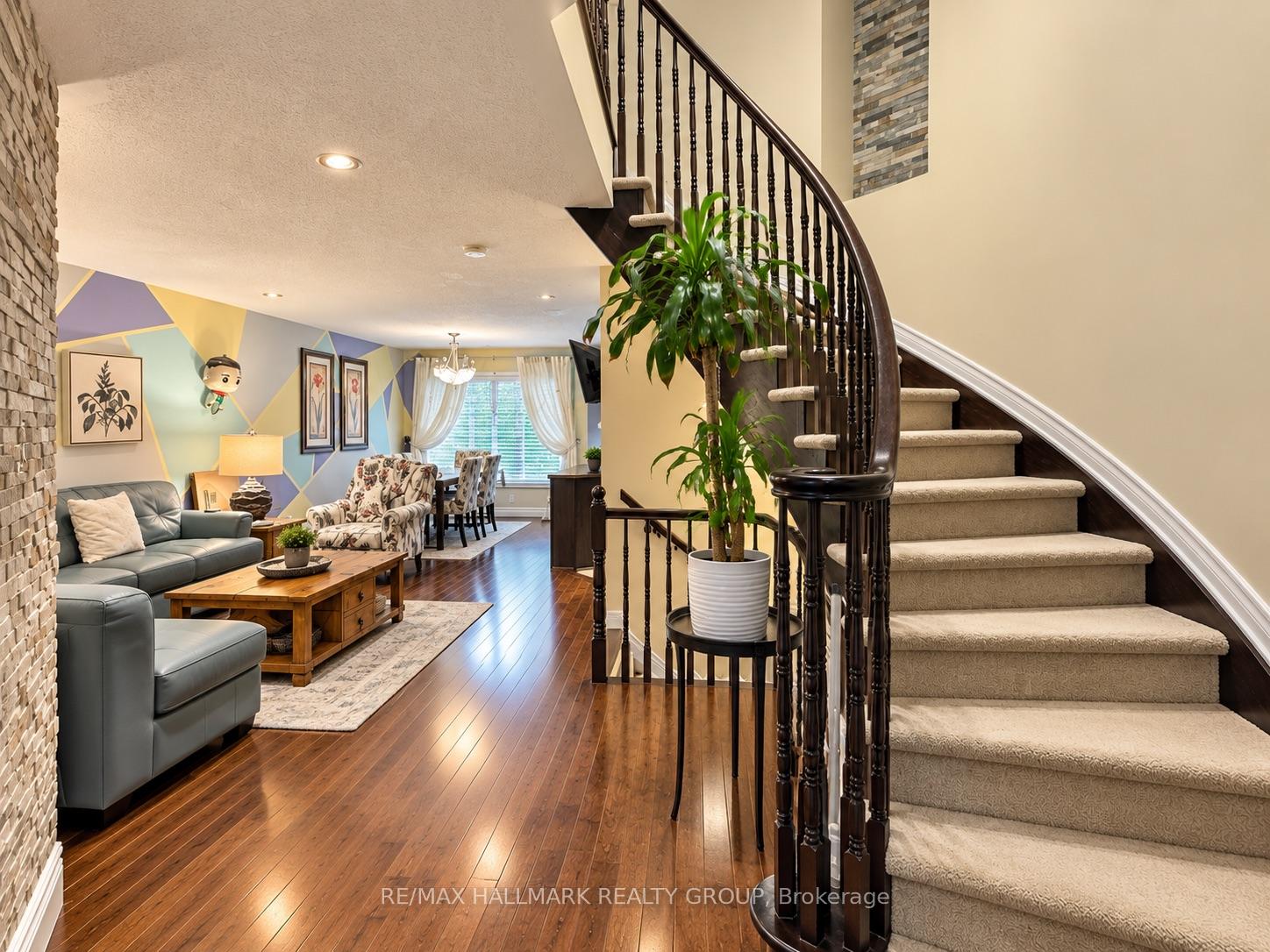 Photo 5 of 702 Whaley Ridge, Ottawa, Avalon East — HOMEH