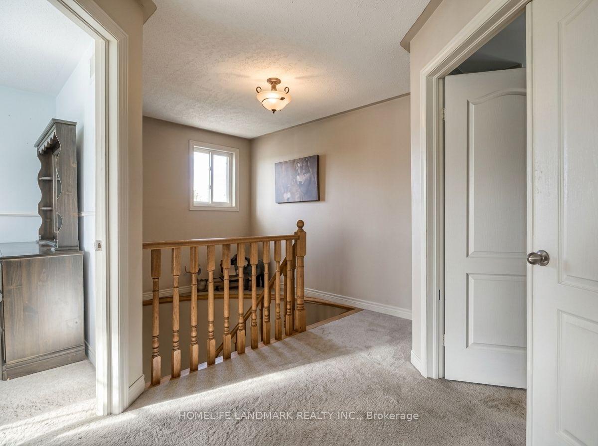 Photo 17 of 40 Bambi Crescent, Georgina, Keswick South — HOMEH
