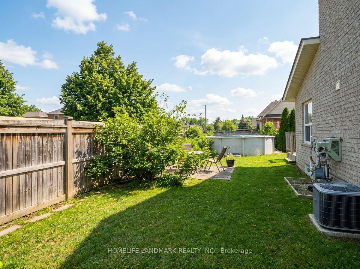 Photo 24 of 40 Bambi Crescent, Georgina, Keswick South — HOMEH