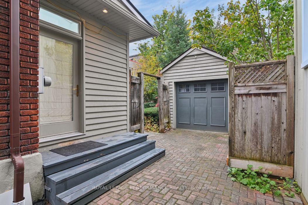 Photo 6 of 16 Renfrew Avenue, Ottawa, Glebe — HOMEH