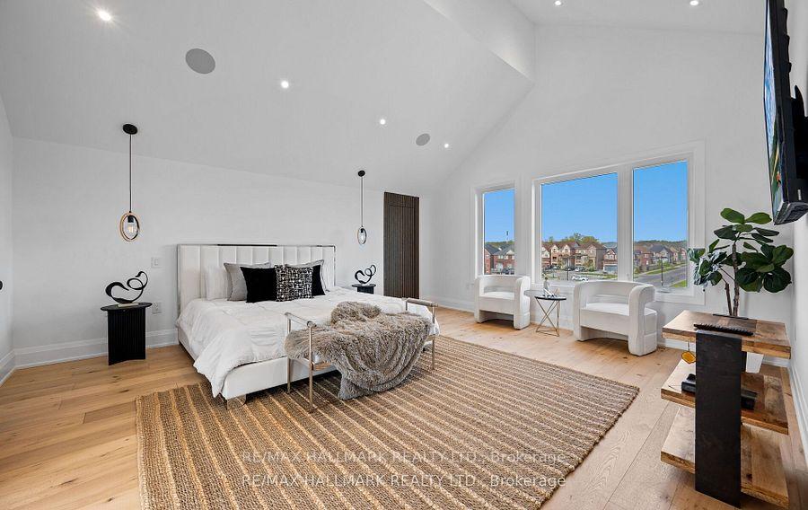 Photo 37 of 119 Pointon Street, Aurora, Bayview Northeast — HOMEH