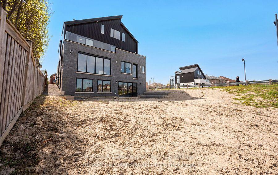 Photo 46 of 119 Pointon Street, Aurora, Bayview Northeast — HOMEH