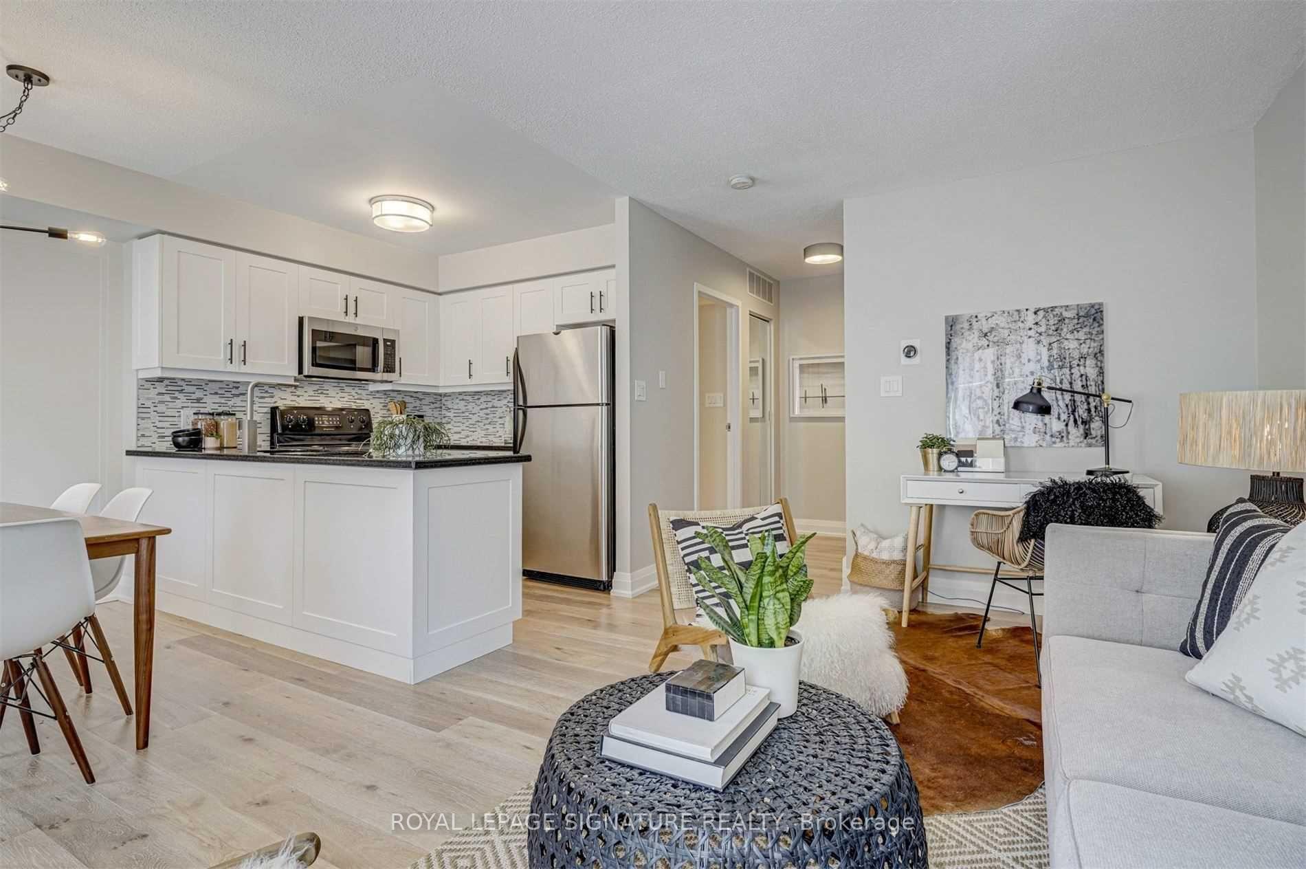 Photo 3 of Unit 434, 34 Western Battery Road, Toronto, Niagara — HOMEH