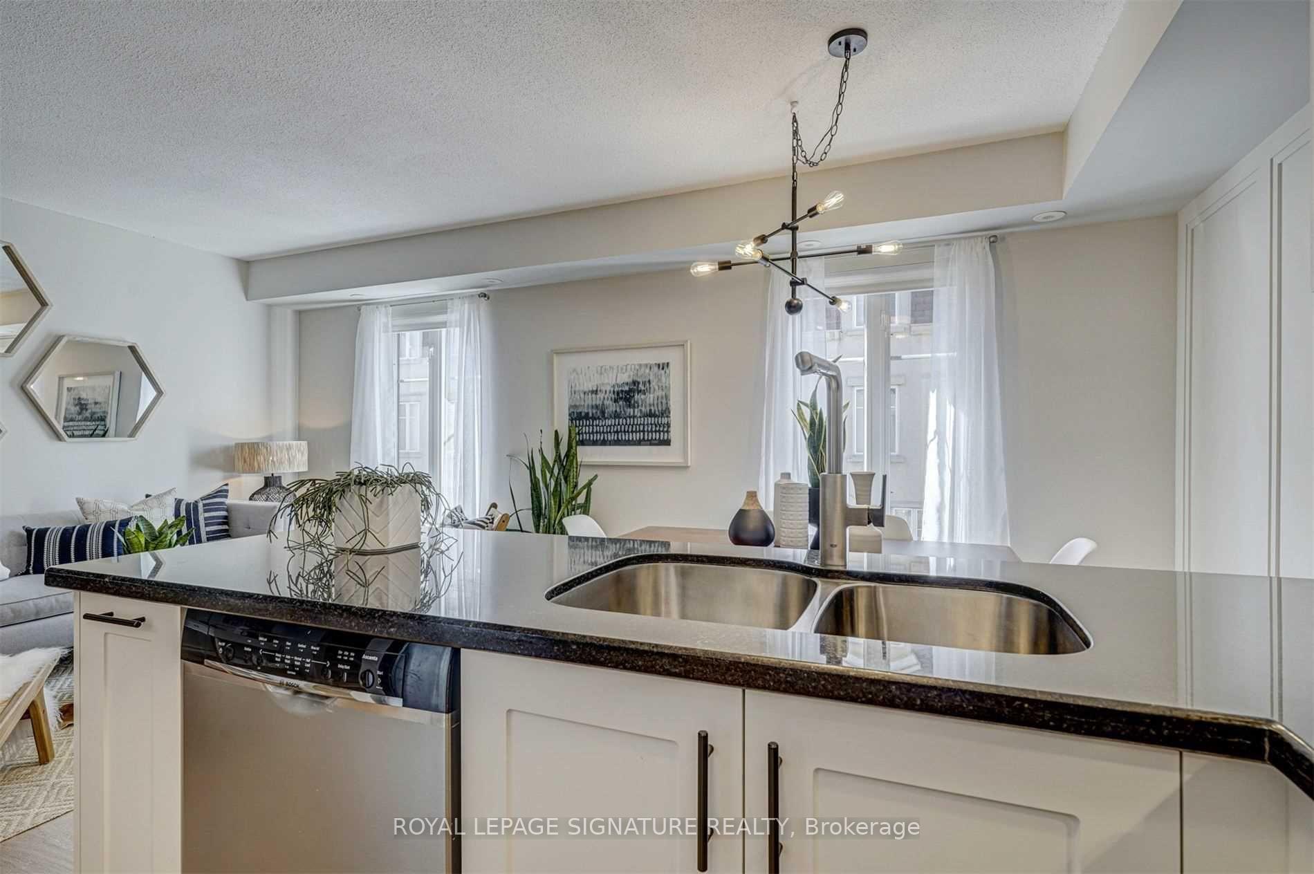 Photo 6 of Unit 434, 34 Western Battery Road, Toronto, Niagara — HOMEH