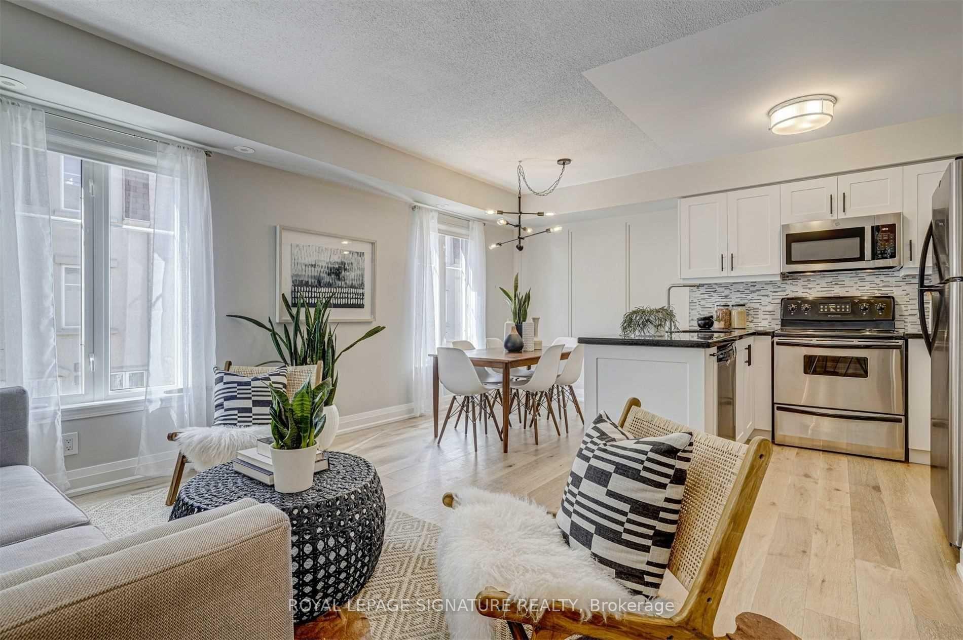 Photo 8 of Unit 434, 34 Western Battery Road, Toronto, Niagara — HOMEH