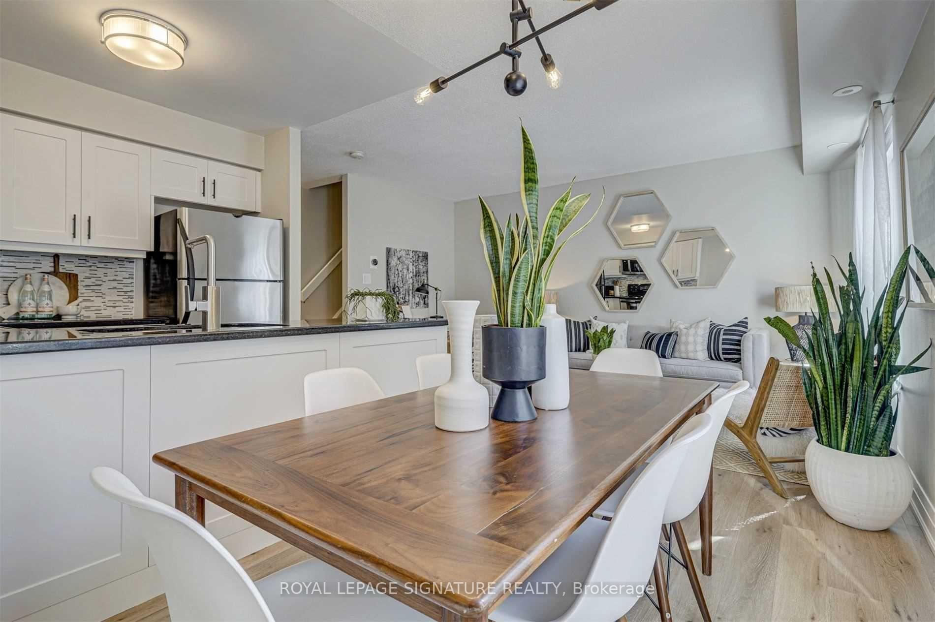 Photo 9 of Unit 434, 34 Western Battery Road, Toronto, Niagara — HOMEH