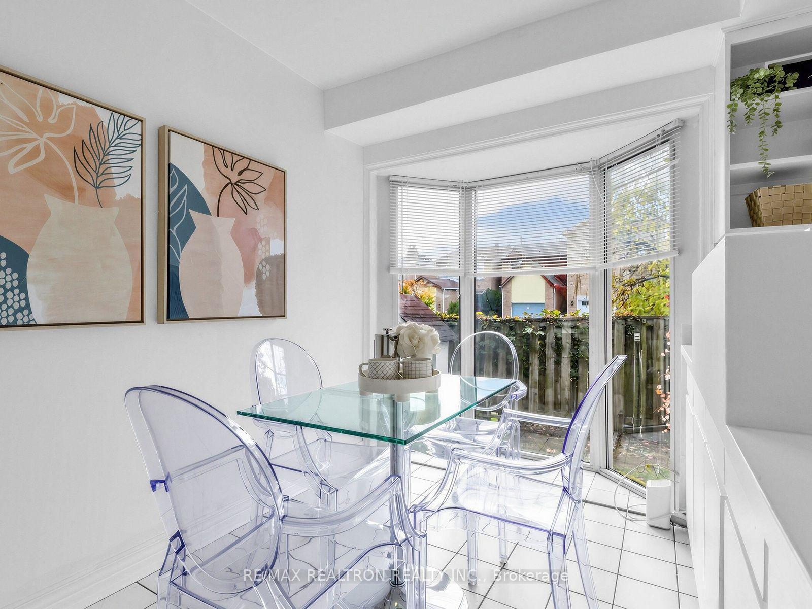 Photo 10 of 45 Mcclintock Crescent, Vaughan, Lakeview Estates — HOMEH