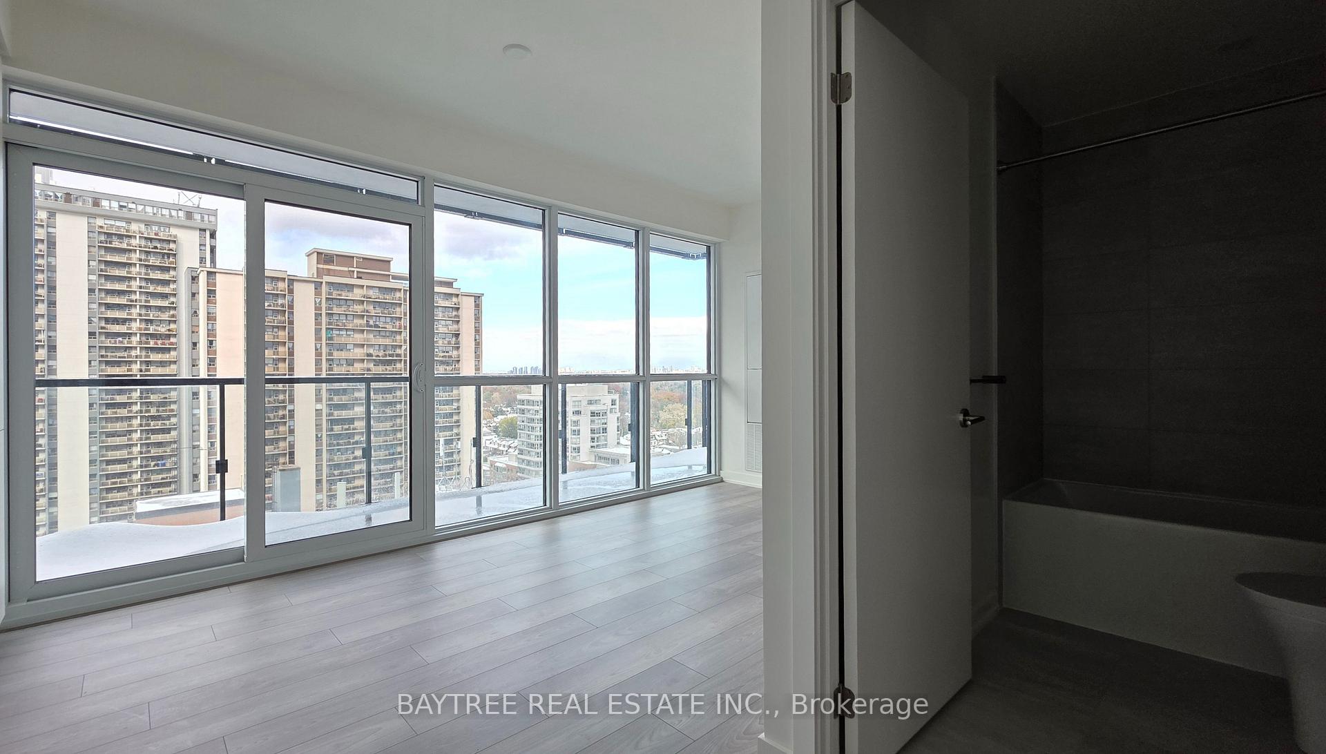 Photo 4 of Unit 1502, 120 Broadway Avenue, Toronto, Mount Pleasant West — HOMEH