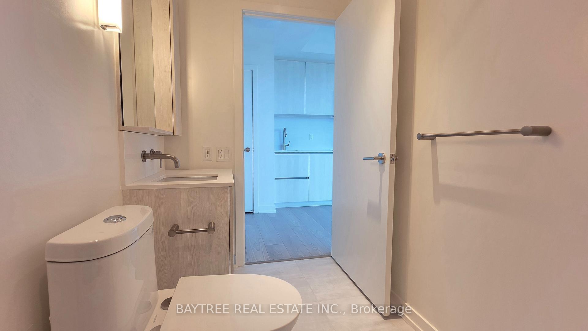 Photo 8 of Unit 1502, 120 Broadway Avenue, Toronto, Mount Pleasant West — HOMEH