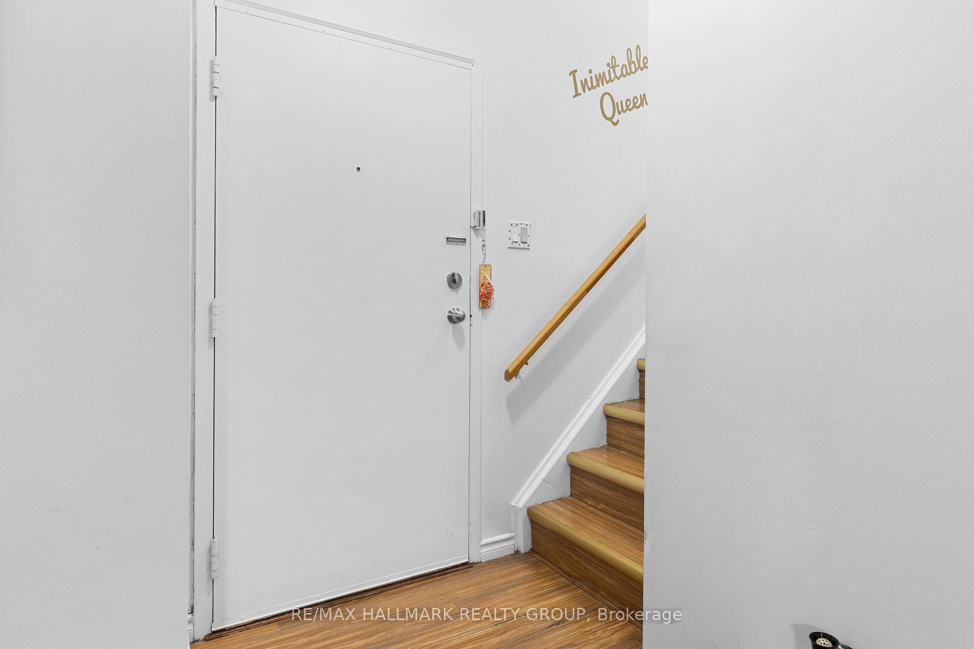 Photo 4 of Unit 605, 1589 St Bernard Street, Ottawa, Sawmill Creek/Timbermill — HOMEH