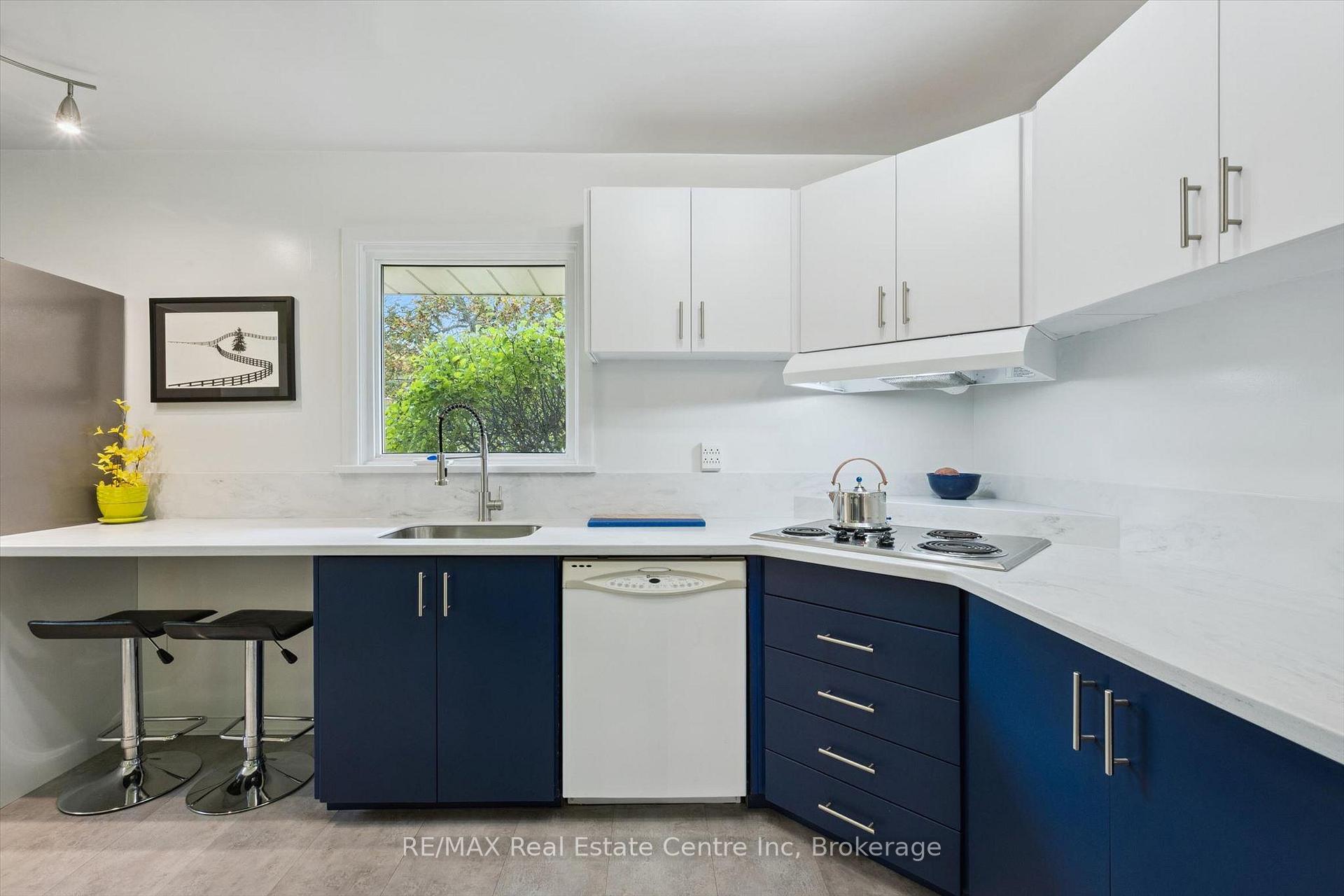 Photo 9 of 1 Cadillac Drive, Guelph, St. George's — HOMEH