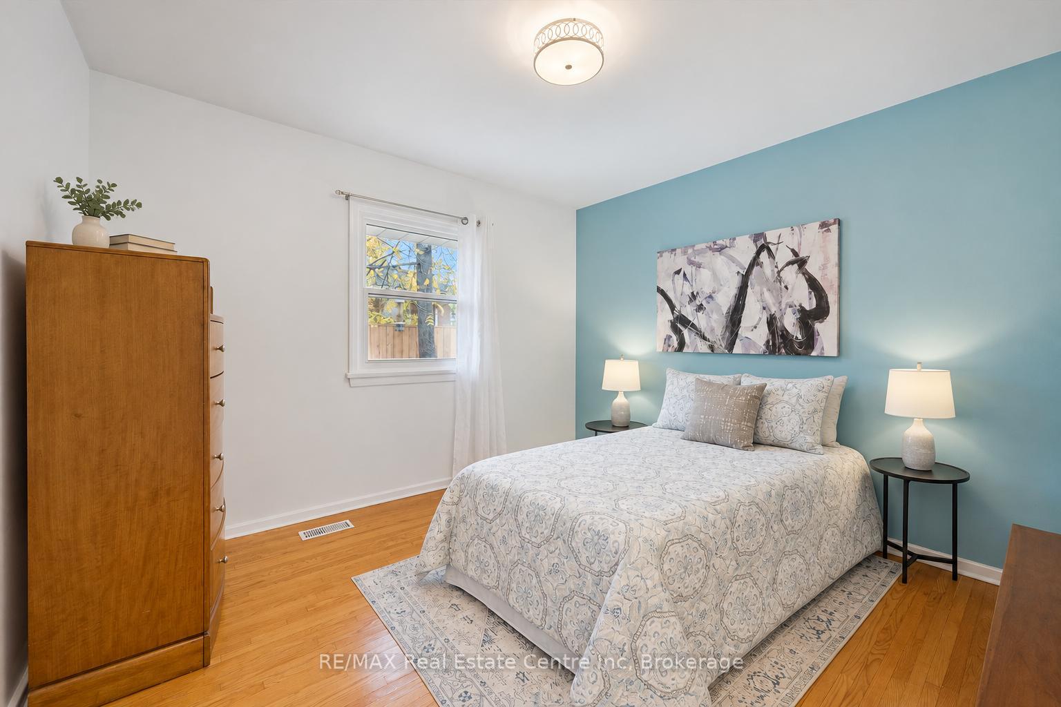 Photo 15 of 1 Cadillac Drive, Guelph, St. George's — HOMEH