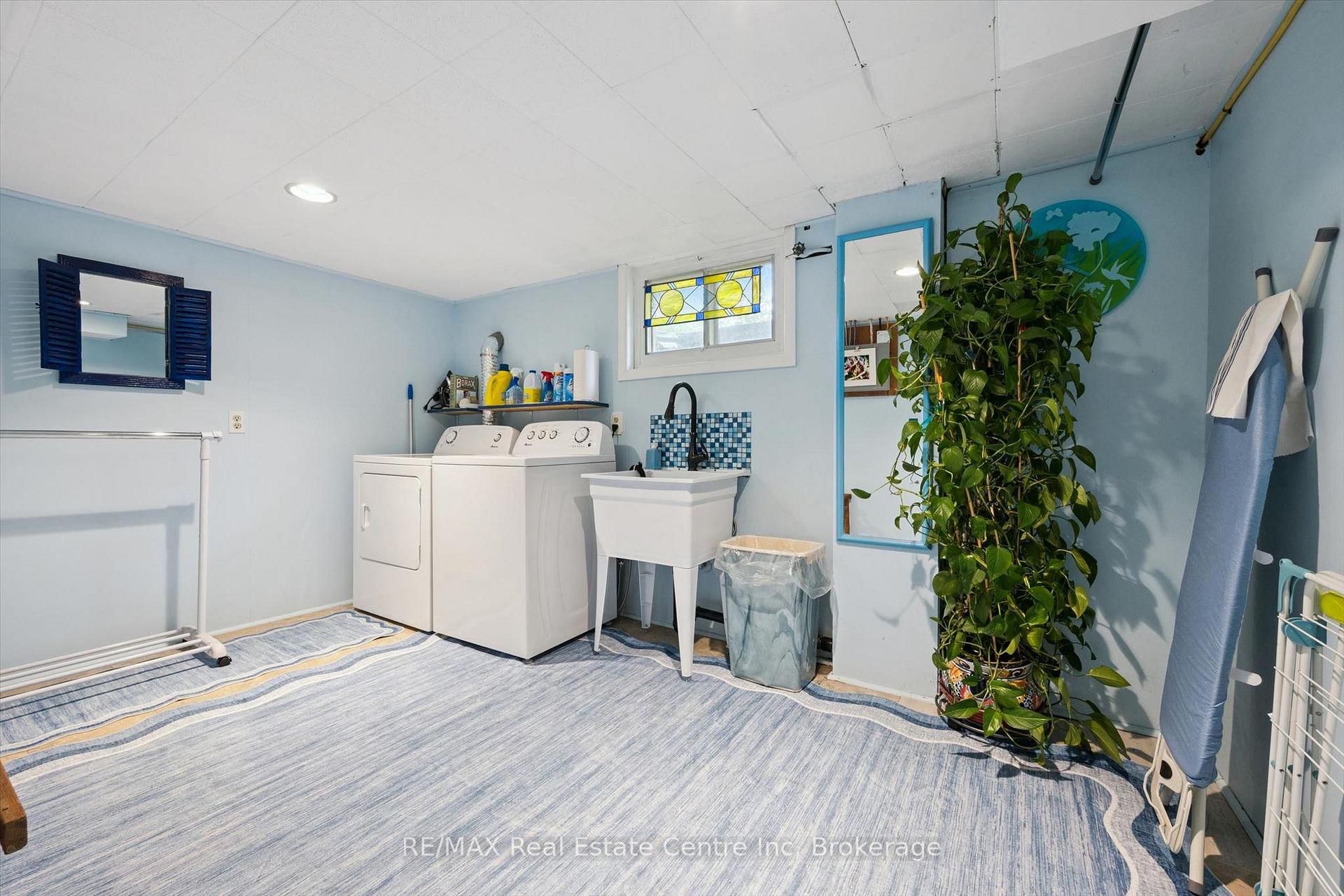 Photo 20 of 1 Cadillac Drive, Guelph, St. George's — HOMEH