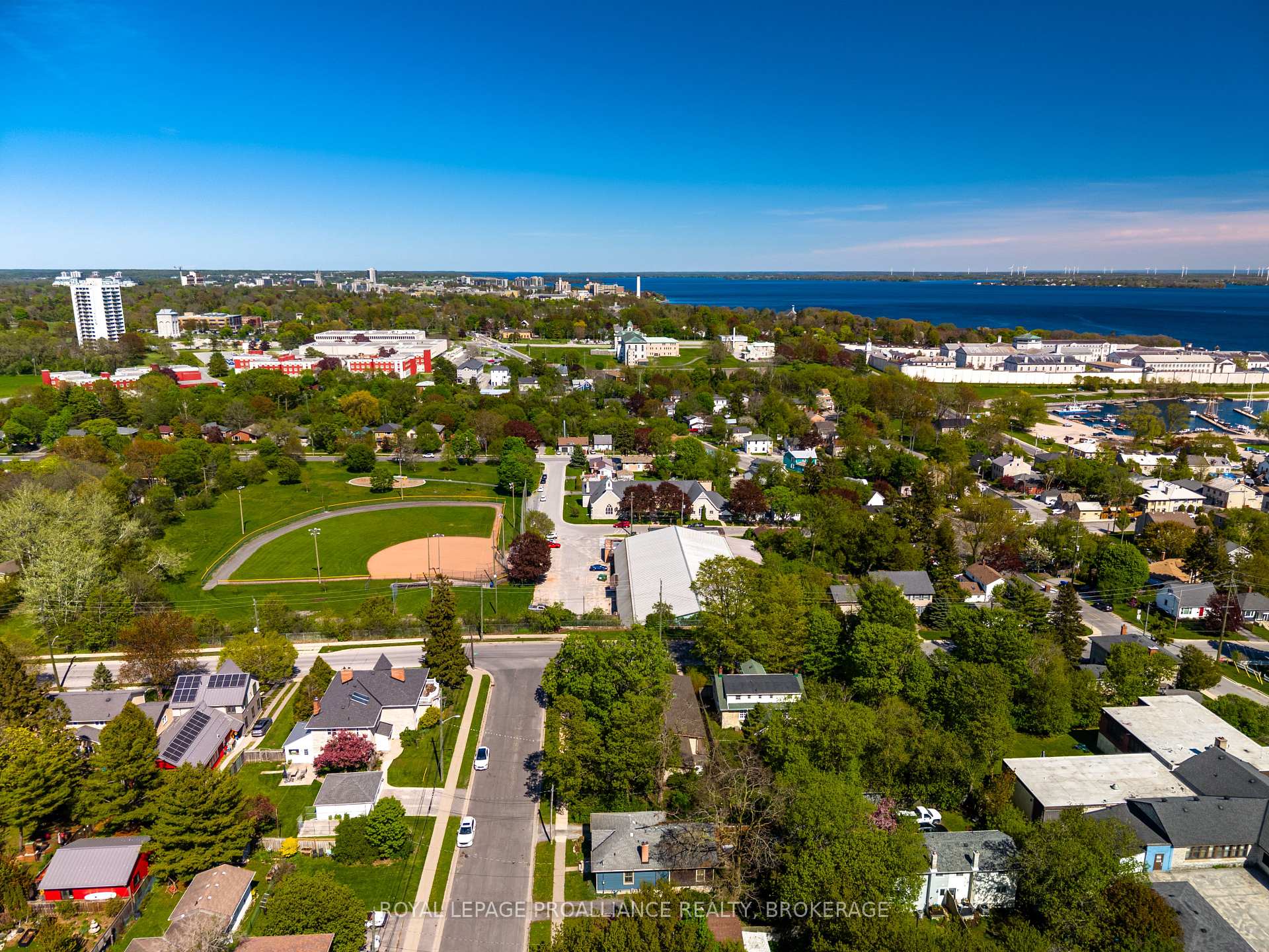 Photo 8 of 2 Churchill Street, Kingston, Central City West — HOMEH