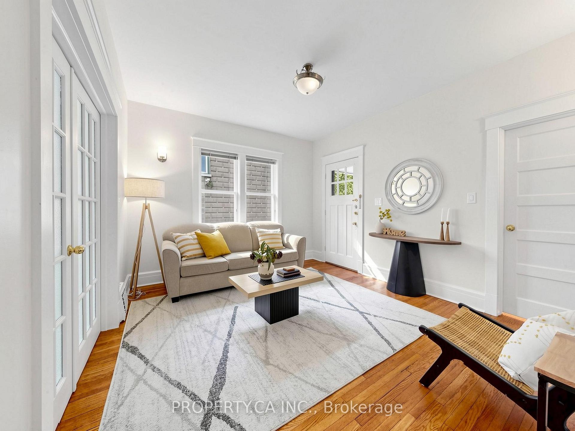 Photo 4 of 205 Dearborn Avenue, Oshawa, O'Neill — HOMEH