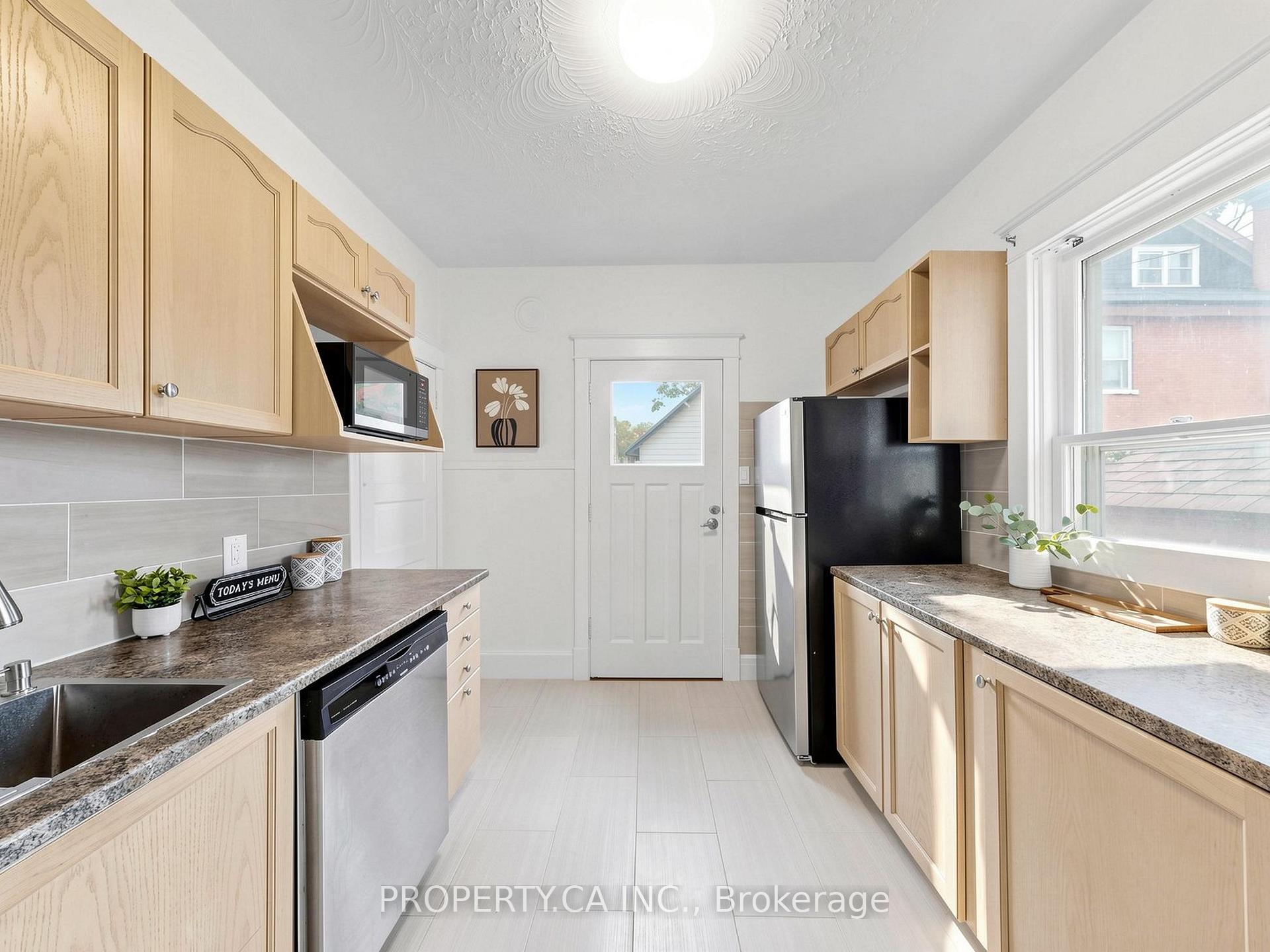 Photo 17 of 205 Dearborn Avenue, Oshawa, O'Neill — HOMEH