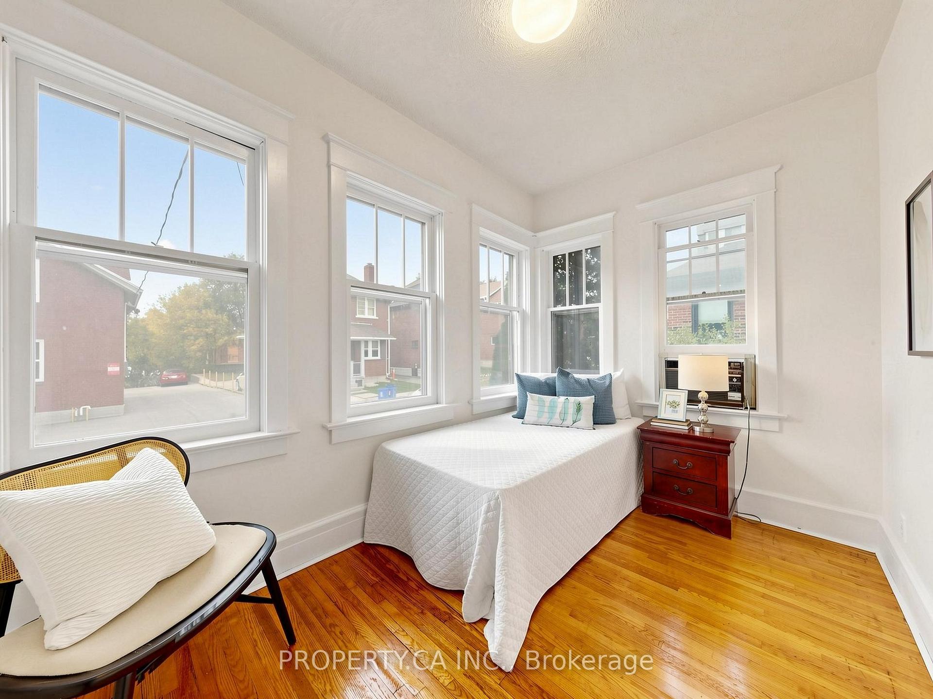Photo 25 of 205 Dearborn Avenue, Oshawa, O'Neill — HOMEH