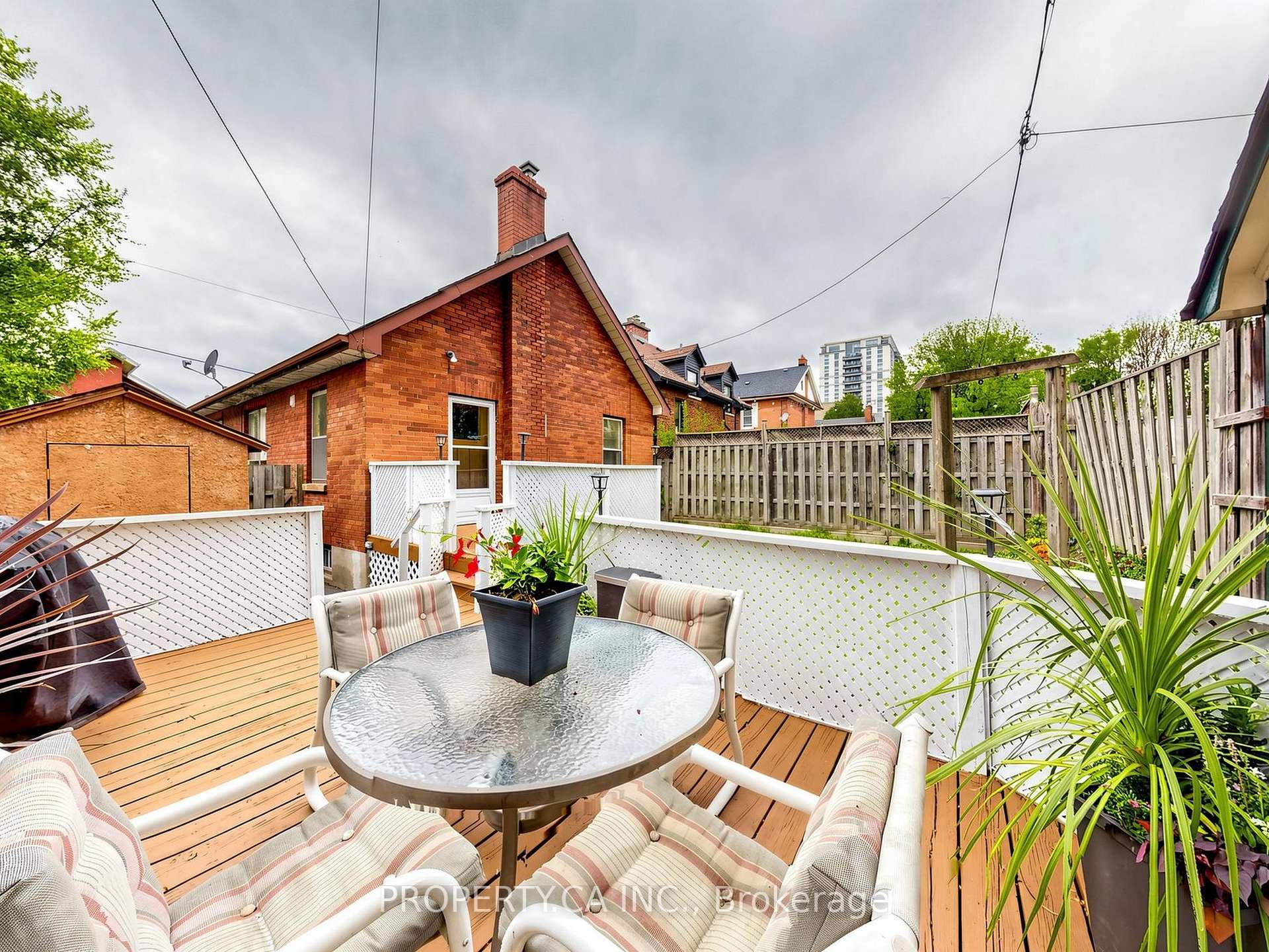 Photo 34 of 205 Dearborn Avenue, Oshawa, O'Neill — HOMEH