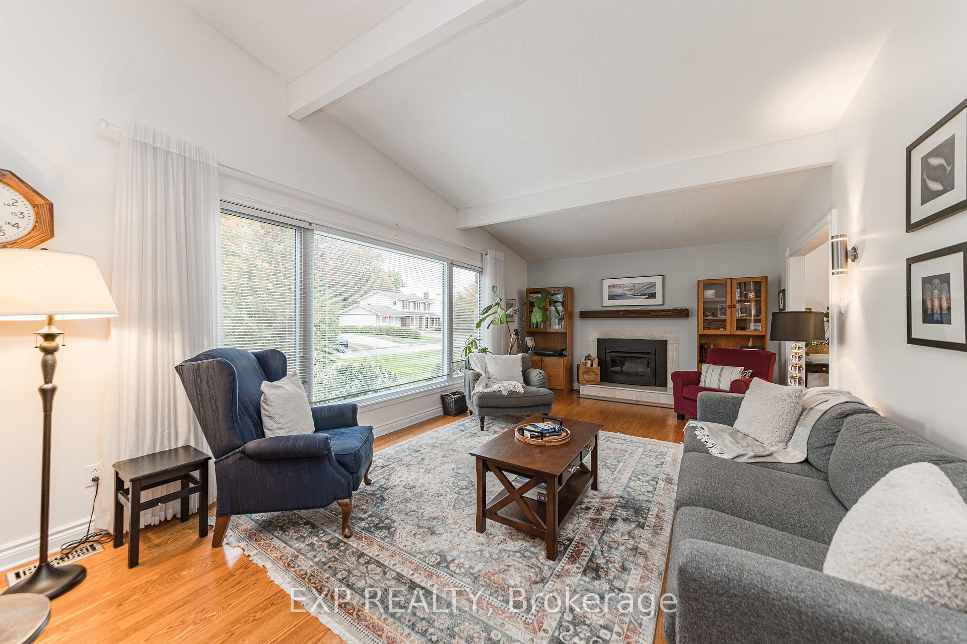 Photo 5 of 3 Welkin Crescent, Ottawa, Borden Farm/Stewart Farm/Carleton Heights/Parkwood Hills — HOMEH