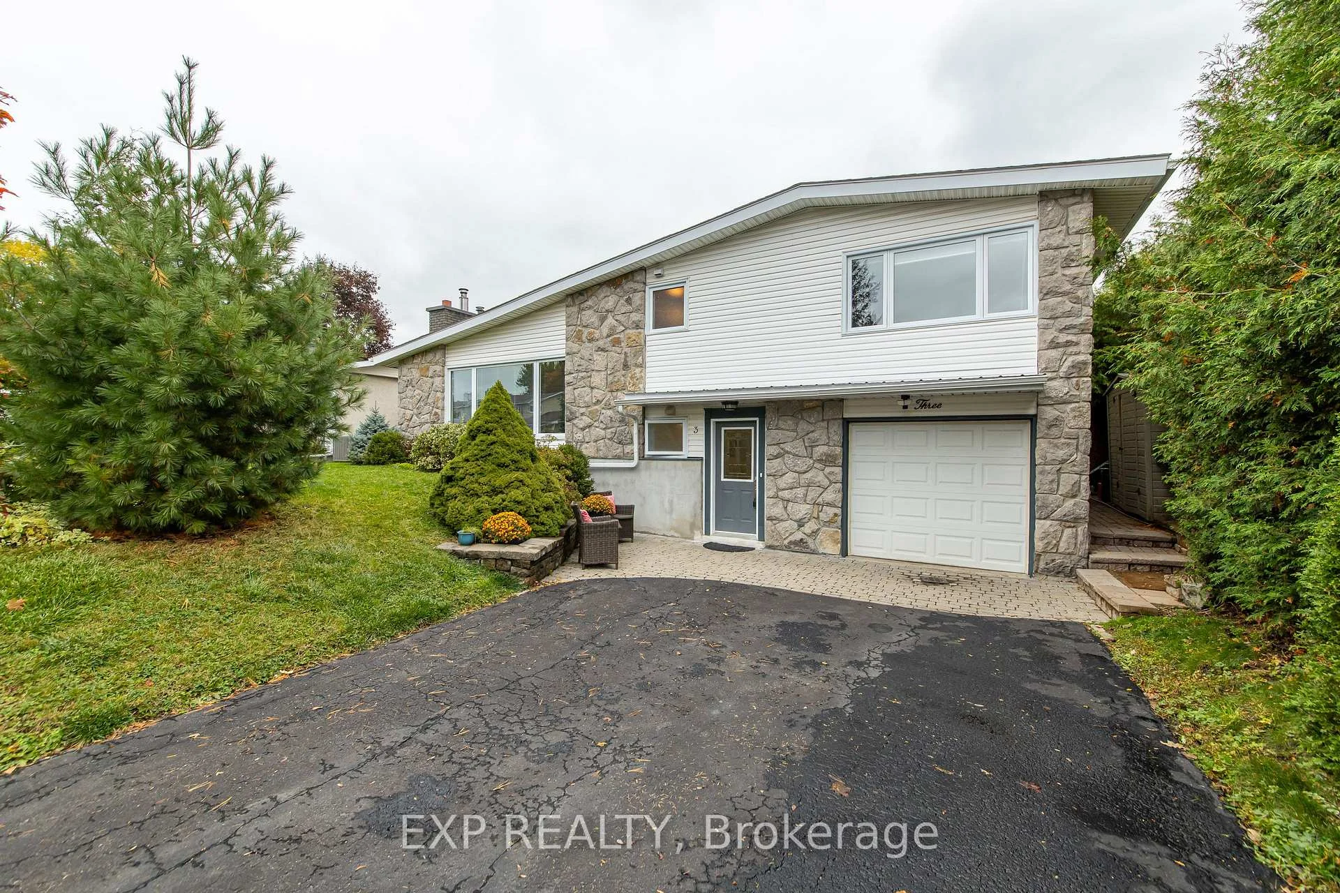 Photo 48 of 3 Welkin Crescent, Ottawa, Borden Farm/Stewart Farm/Carleton Heights/Parkwood Hills — HOMEH