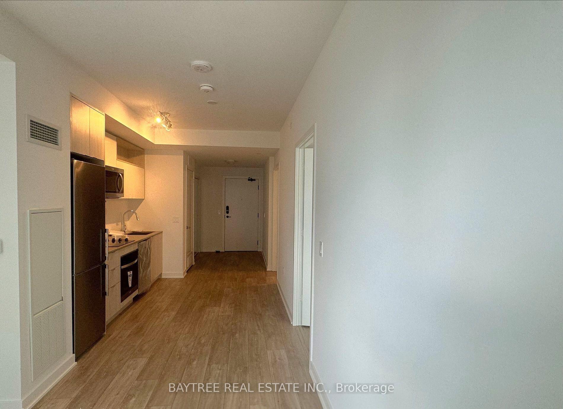 Photo 4 of Unit 2214, 70 Princess Street, Toronto, Waterfront Communities — HOMEH