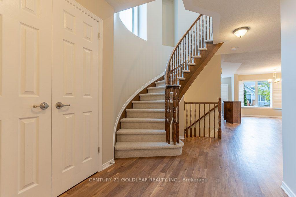 Photo 5 of 2260 Brockstone Crescent, Ottawa, Avalon East — HOMEH