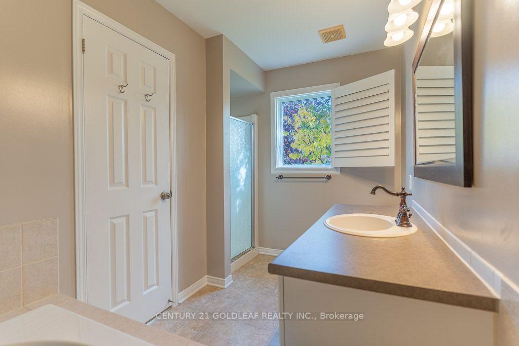 Photo 23 of 2260 Brockstone Crescent, Ottawa, Avalon East — HOMEH