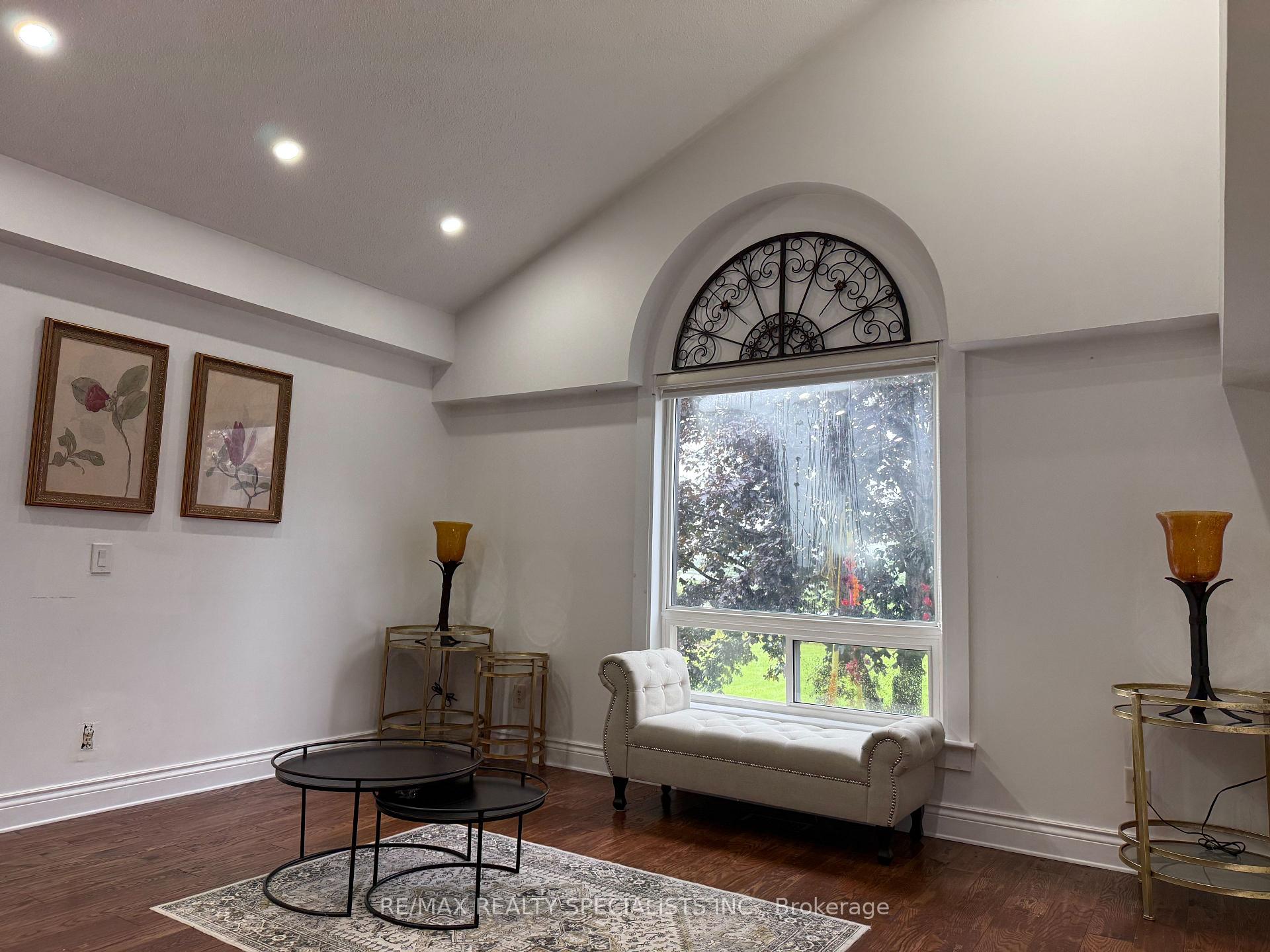 Photo 14 of 720 Doans Ridge Road, Welland, Cooks Mills — HOMEH