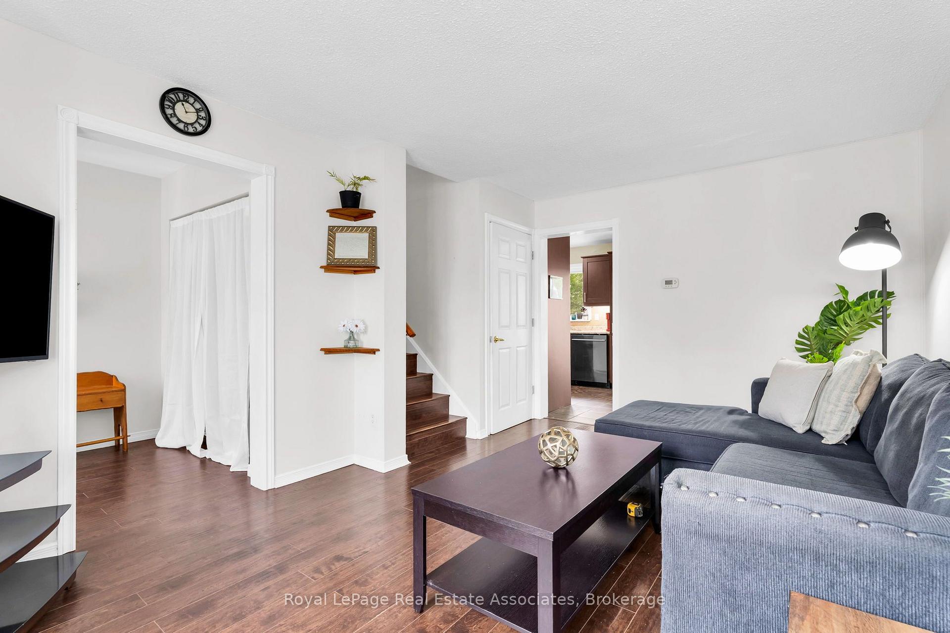 Photo 5 of 81 Glenmore Crescent, Brampton, Northgate — HOMEH