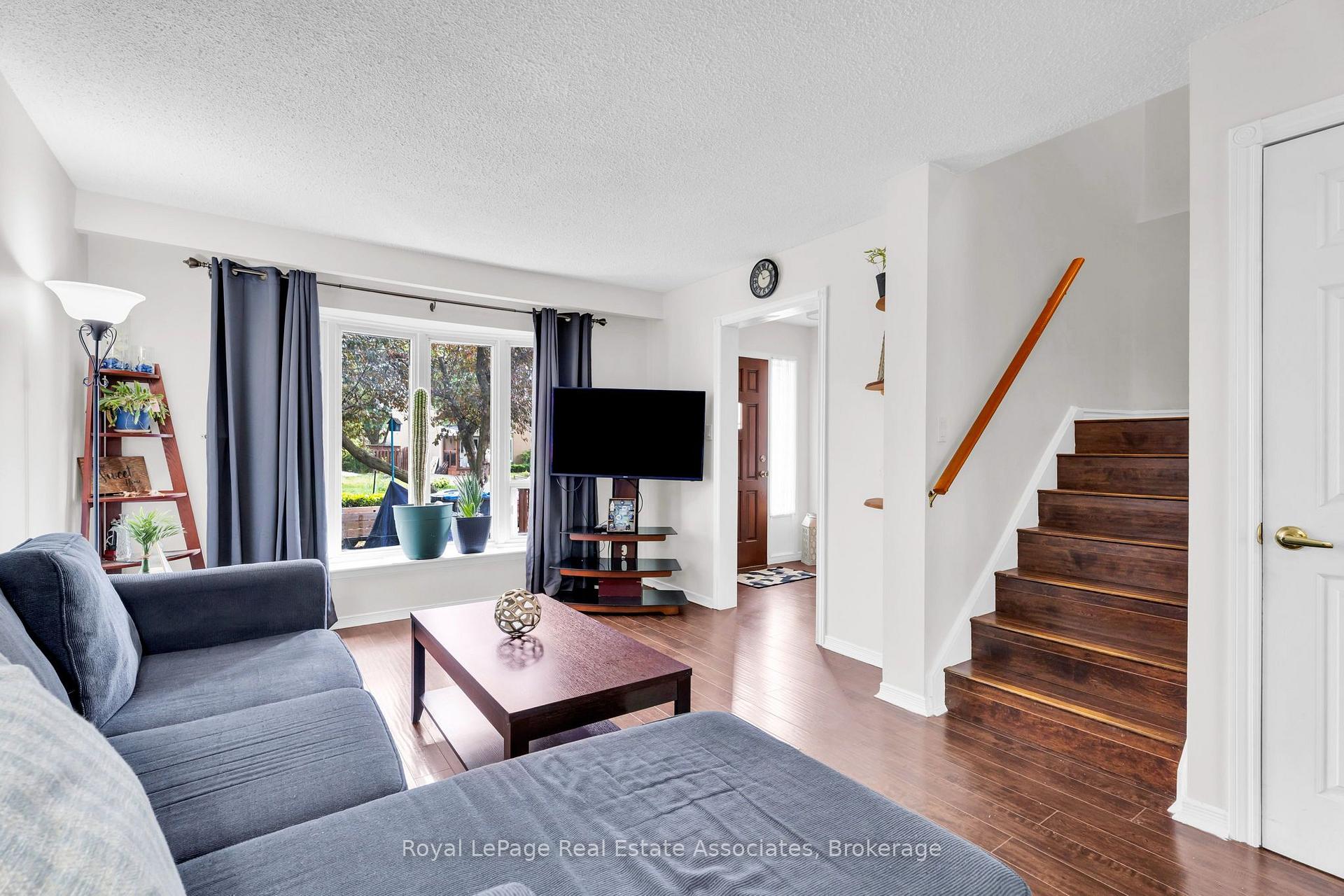 Photo 7 of 81 Glenmore Crescent, Brampton, Northgate — HOMEH