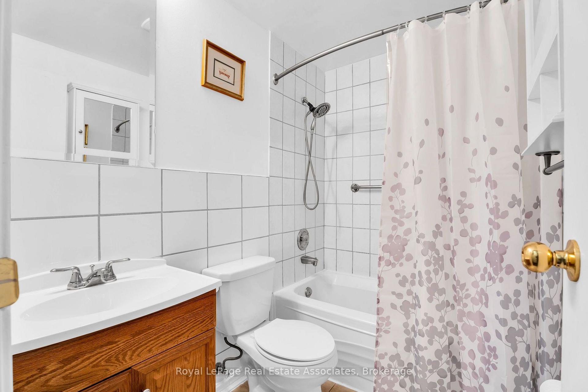 Photo 20 of 81 Glenmore Crescent, Brampton, Northgate — HOMEH