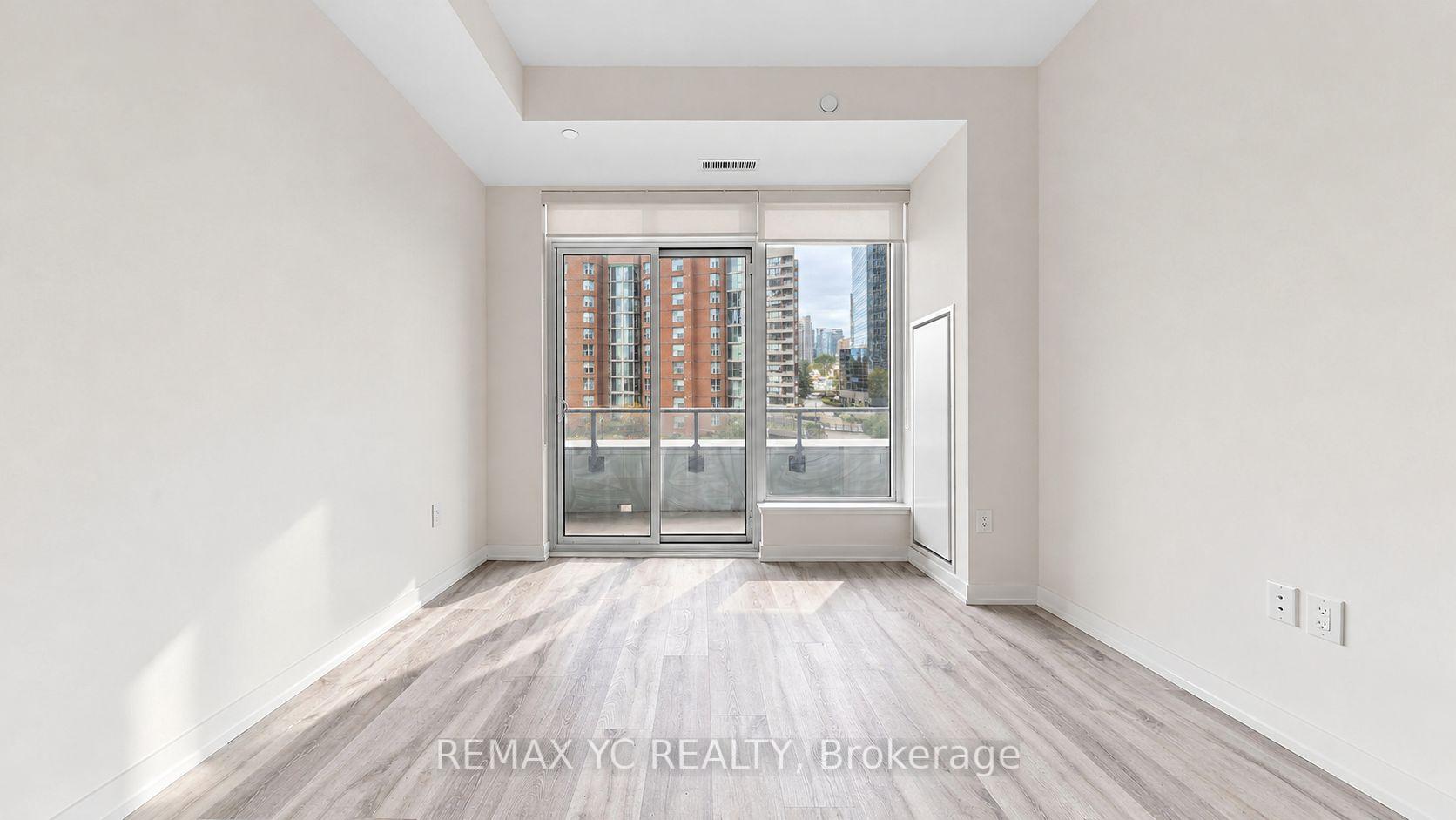 Photo 3 of Unit 411, 8 Olympic Garden Drive, North York, Newtonbrook East — HOMEH