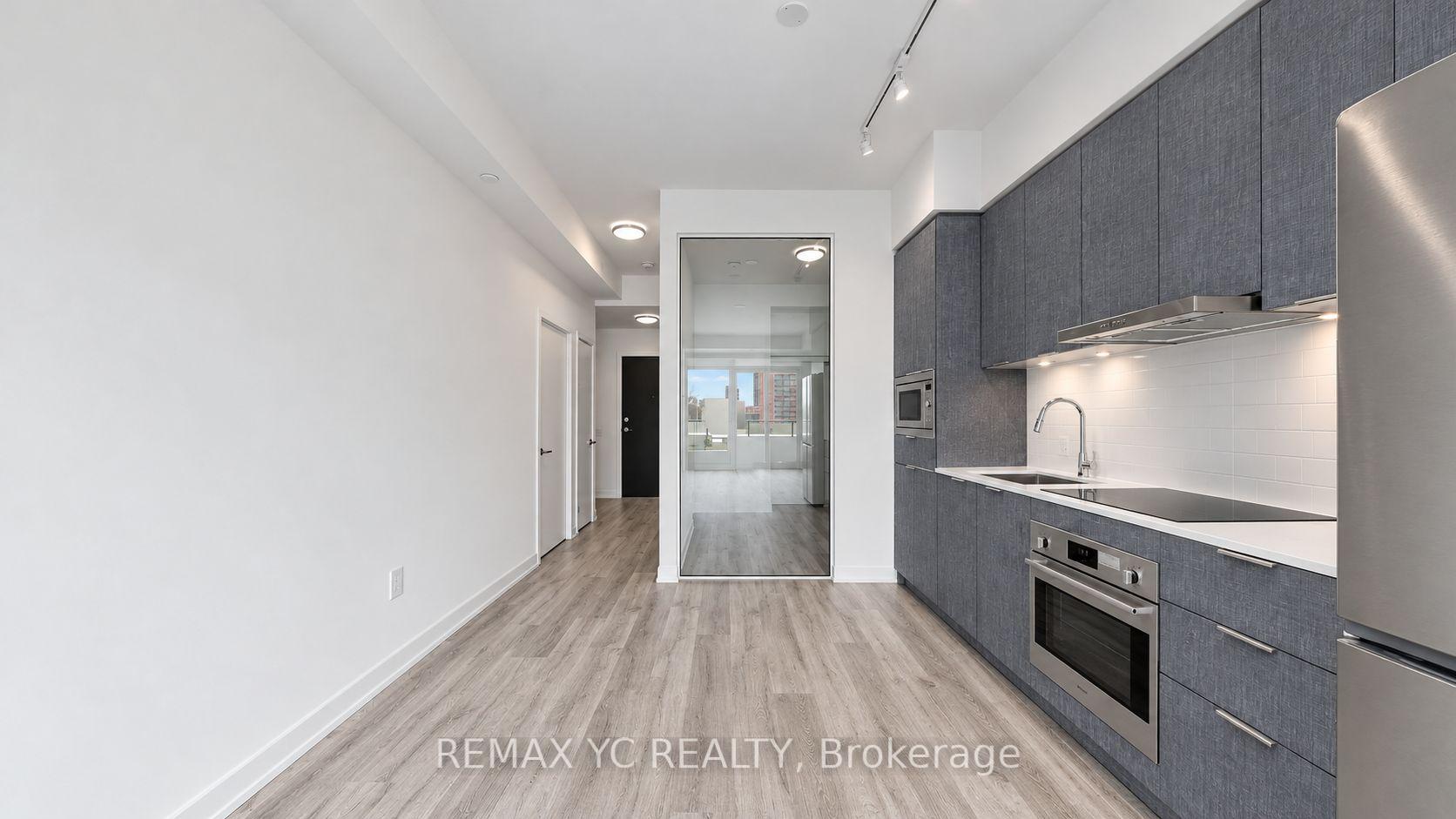 Photo 7 of Unit 411, 8 Olympic Garden Drive, North York, Newtonbrook East — HOMEH