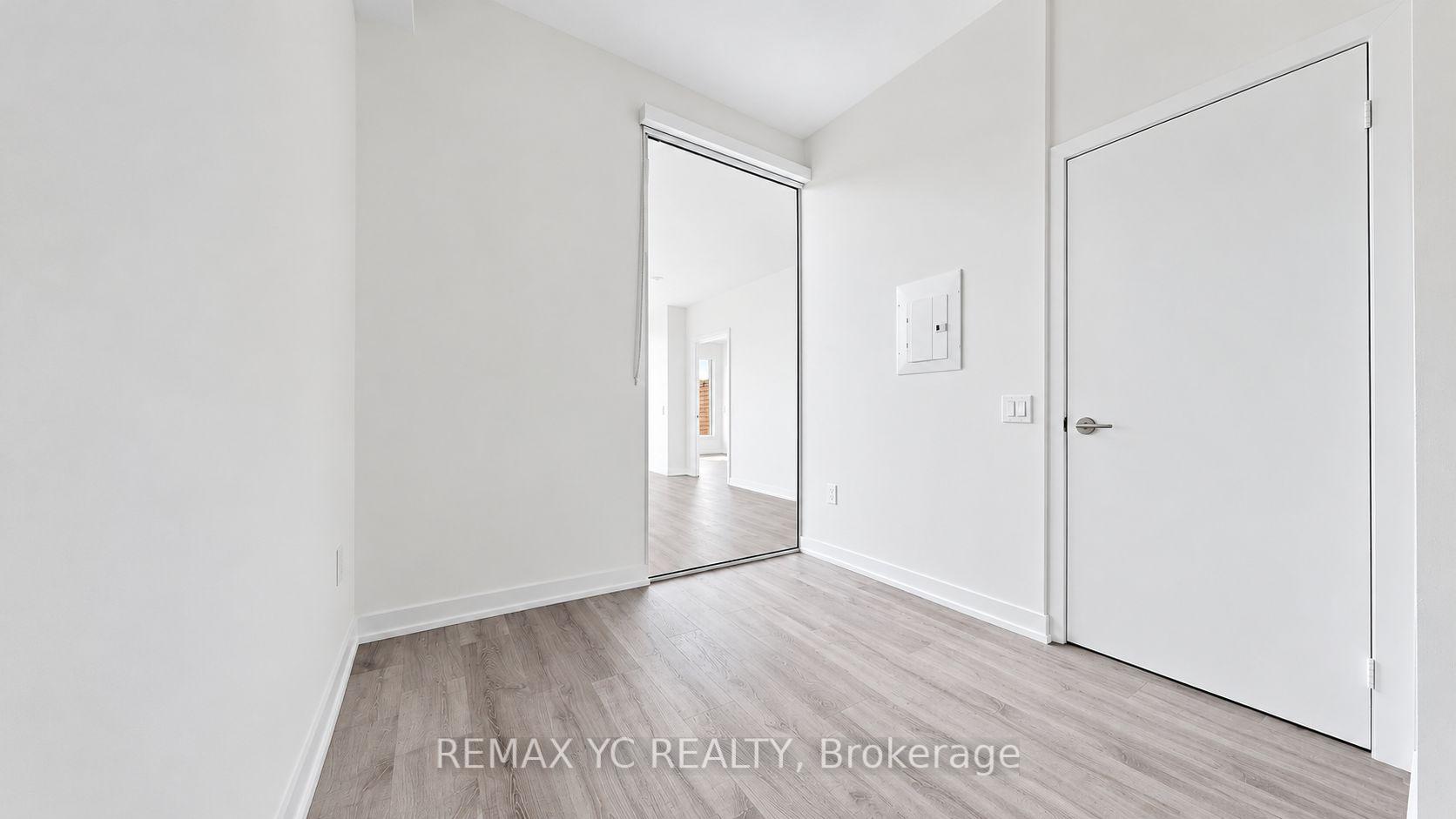 Photo 9 of Unit 411, 8 Olympic Garden Drive, North York, Newtonbrook East — HOMEH