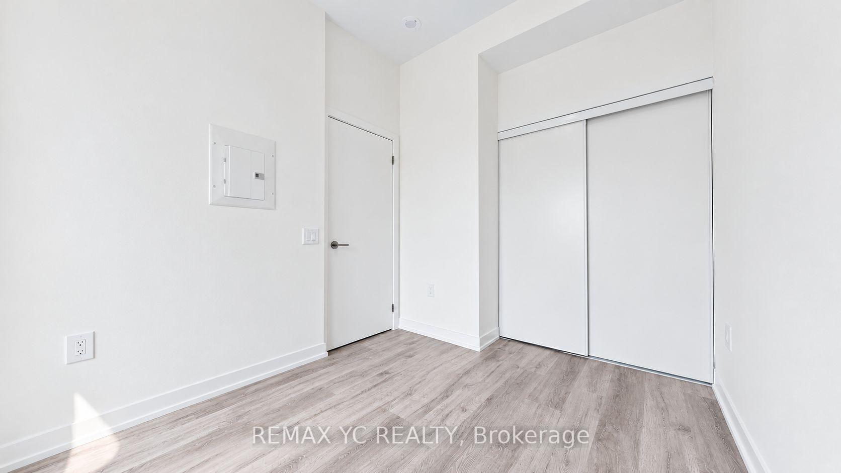 Photo 10 of Unit 411, 8 Olympic Garden Drive, North York, Newtonbrook East — HOMEH