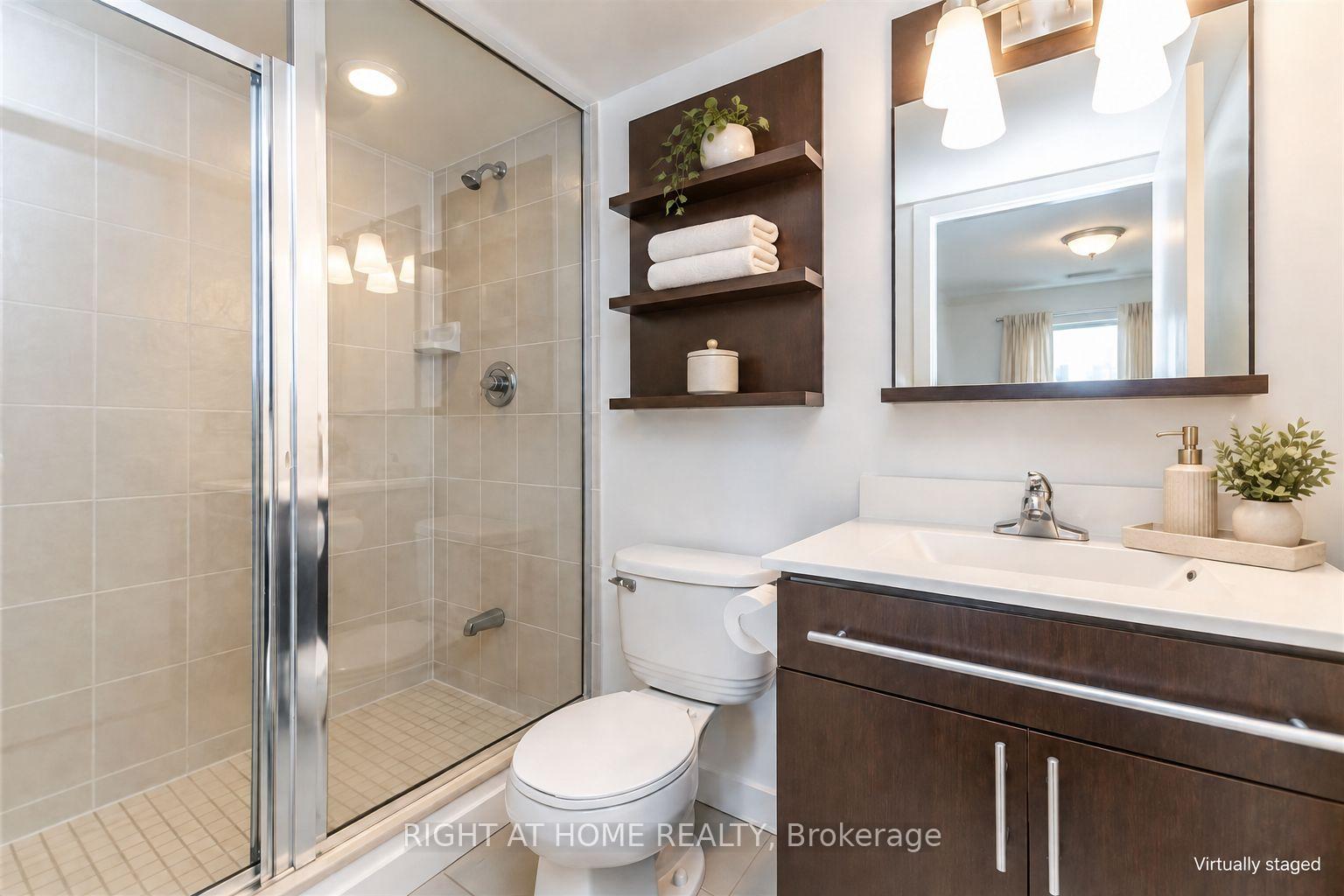 Photo 7 of Unit 1407, 80 Western Battery Road, Toronto, Niagara — HOMEH