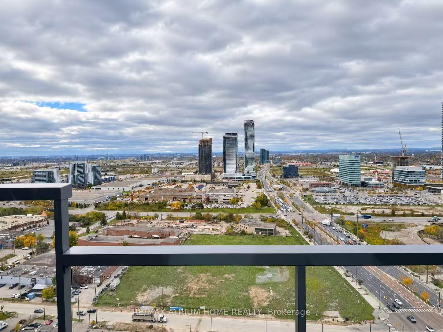 Photo 7 of Unit 2503, 21 Meadowdale Road, Vaughan, Vaughan Corporate Centre — HOMEH