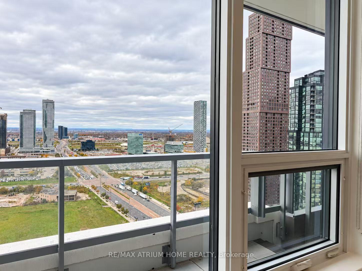 Photo 9 of Unit 2503, 21 Meadowdale Road, Vaughan, Vaughan Corporate Centre — HOMEH
