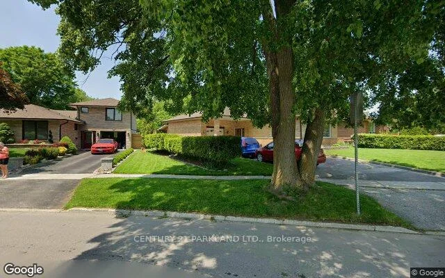 Photo 4 of 22 Waterfield Drive, Scarborough, Bendale — HOMEH