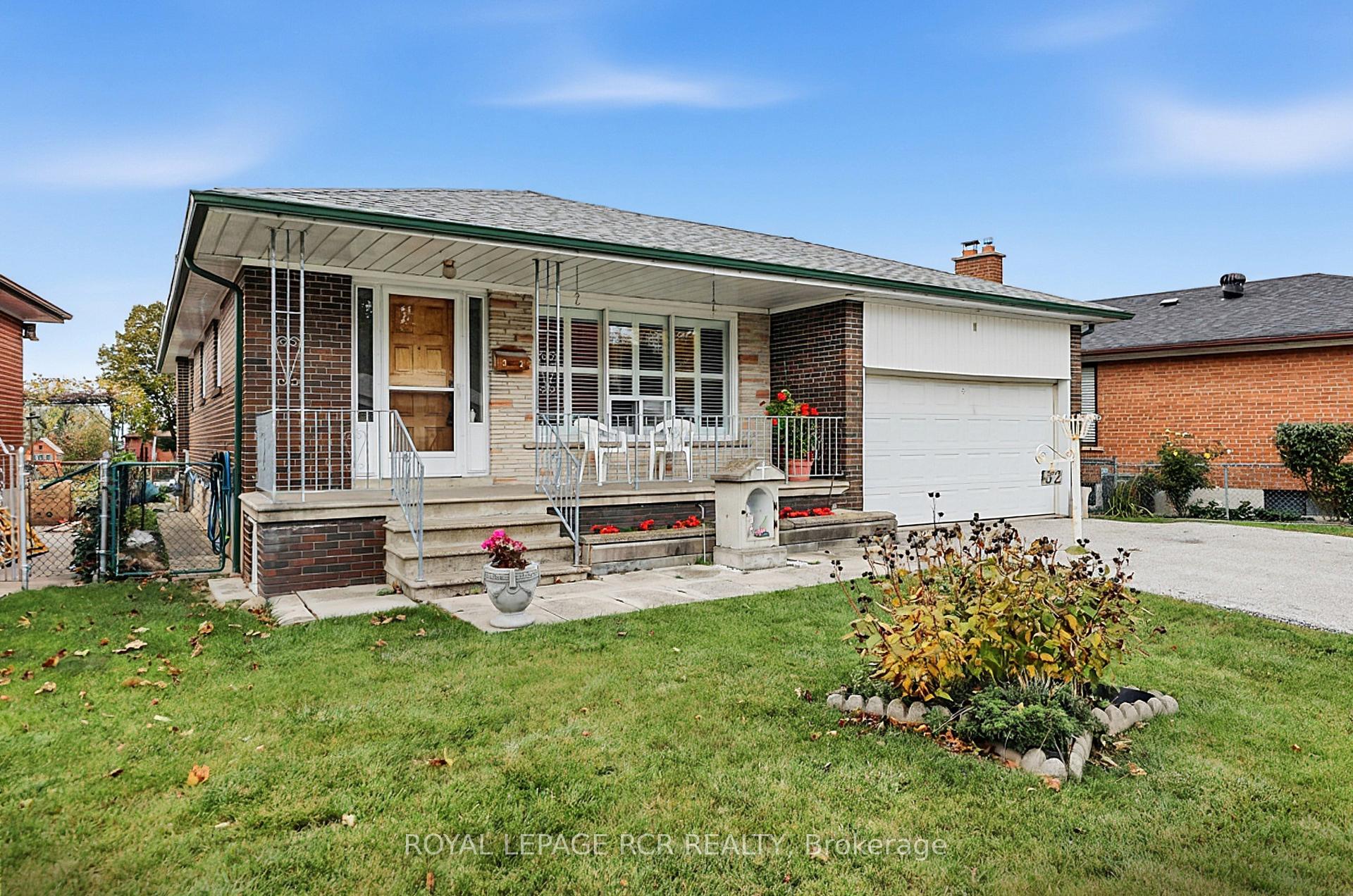 Photo 1 of 32 Bartel Drive, North York, Glenfield-Jane Heights — HOMEH