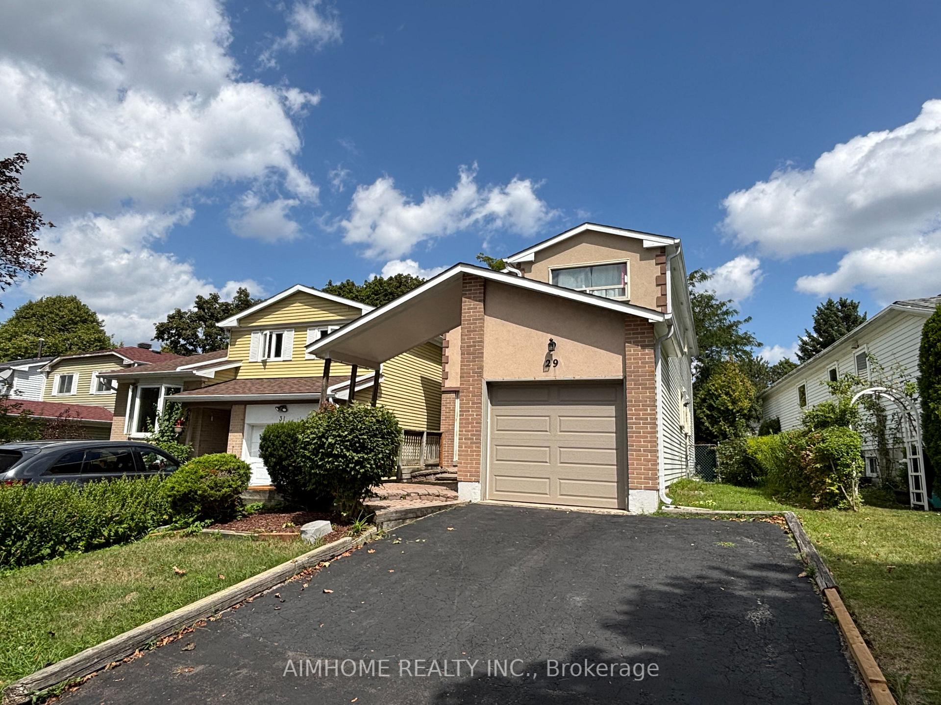 Photo 2 of 29 Snowshoe Crescent, Markham, German Mills — HOMEH
