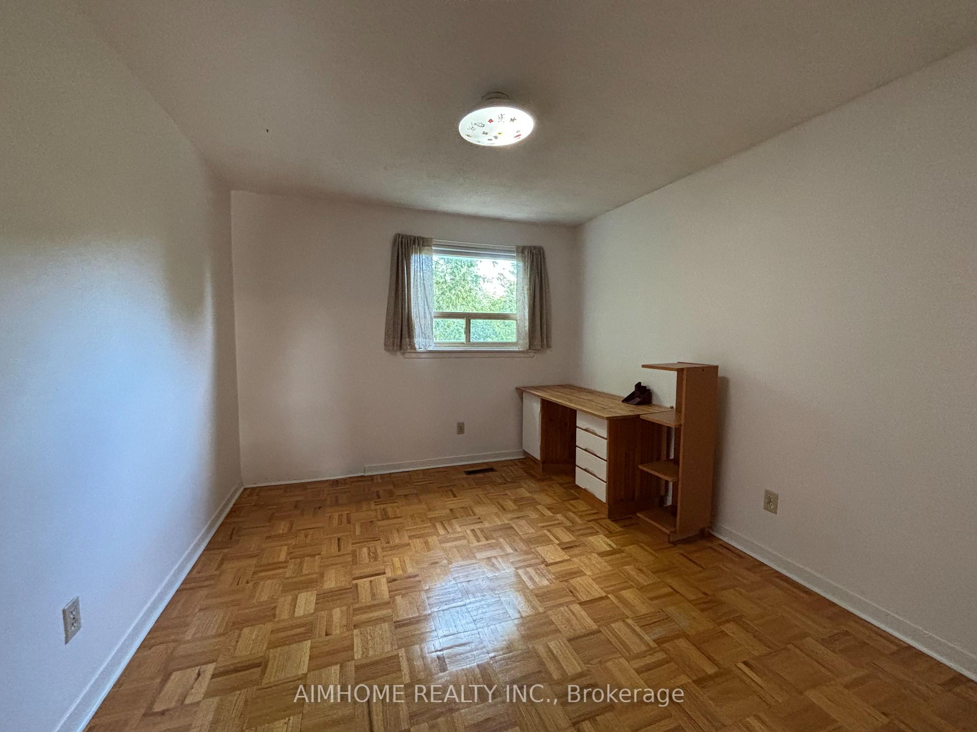 Photo 15 of 29 Snowshoe Crescent, Markham, German Mills — HOMEH