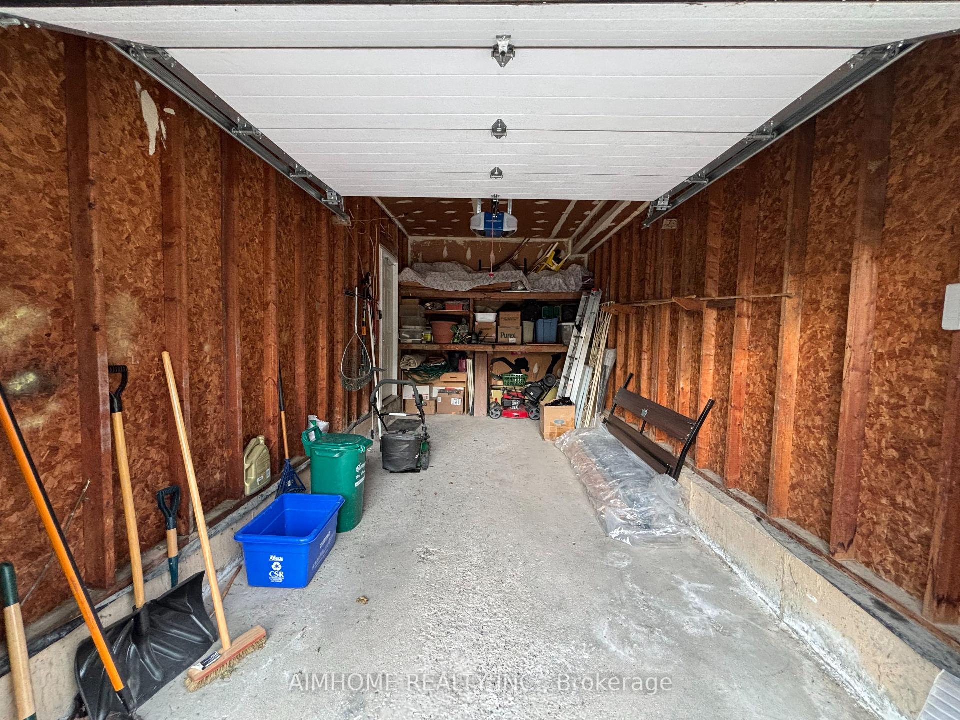 Photo 21 of 29 Snowshoe Crescent, Markham, German Mills — HOMEH