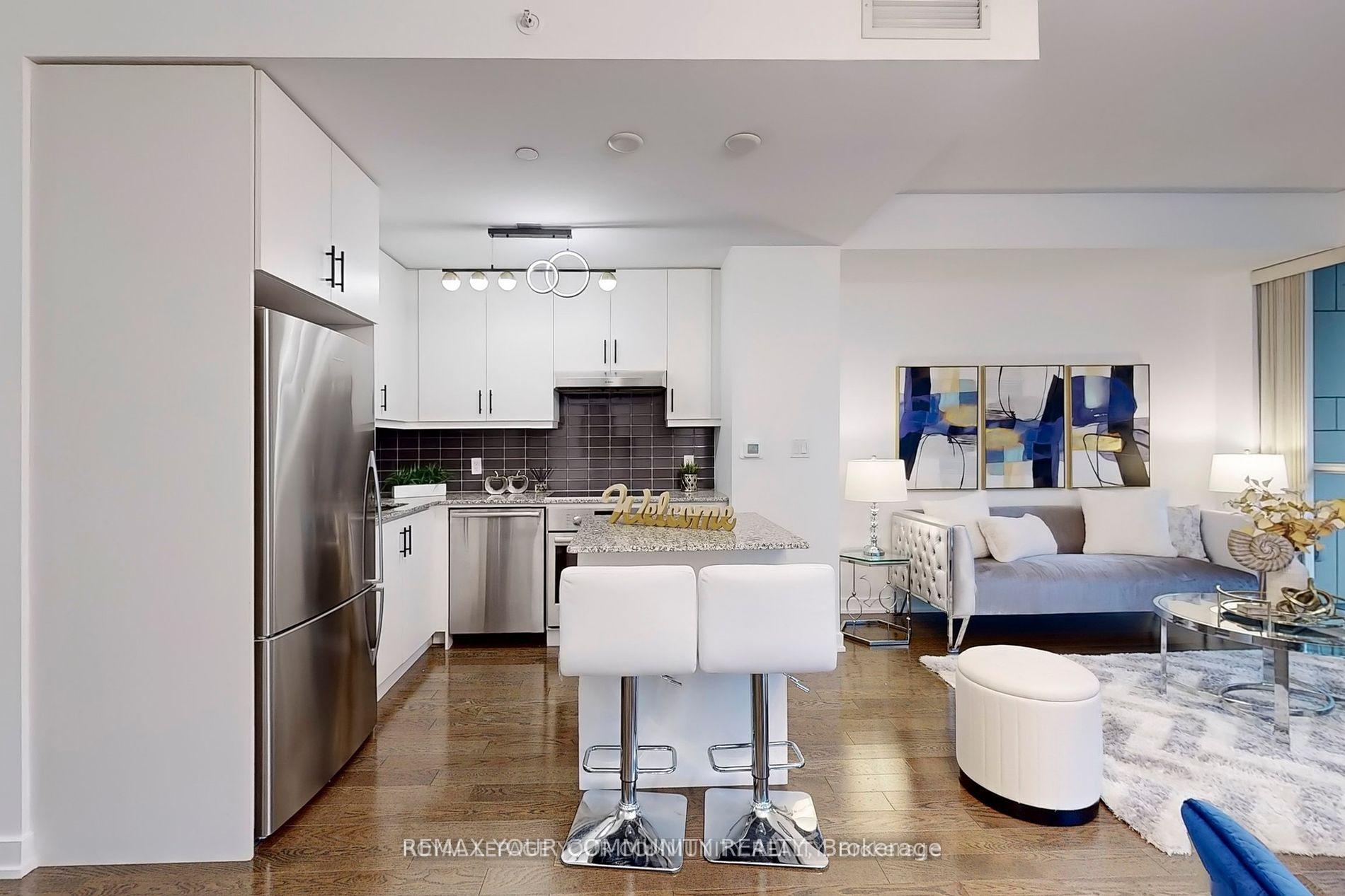 Photo 8 of Unit 2804, 1 The Esplanade, Toronto, Waterfront Communities — HOMEH