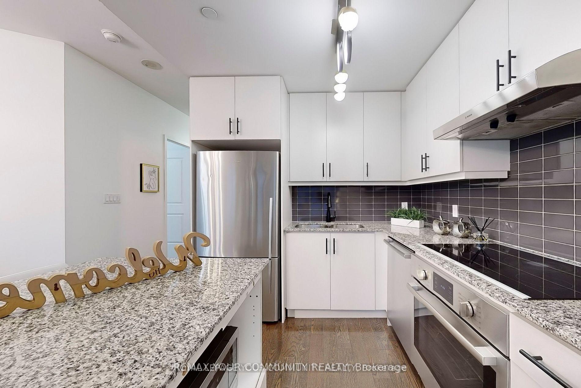 Photo 12 of Unit 2804, 1 The Esplanade, Toronto, Waterfront Communities — HOMEH
